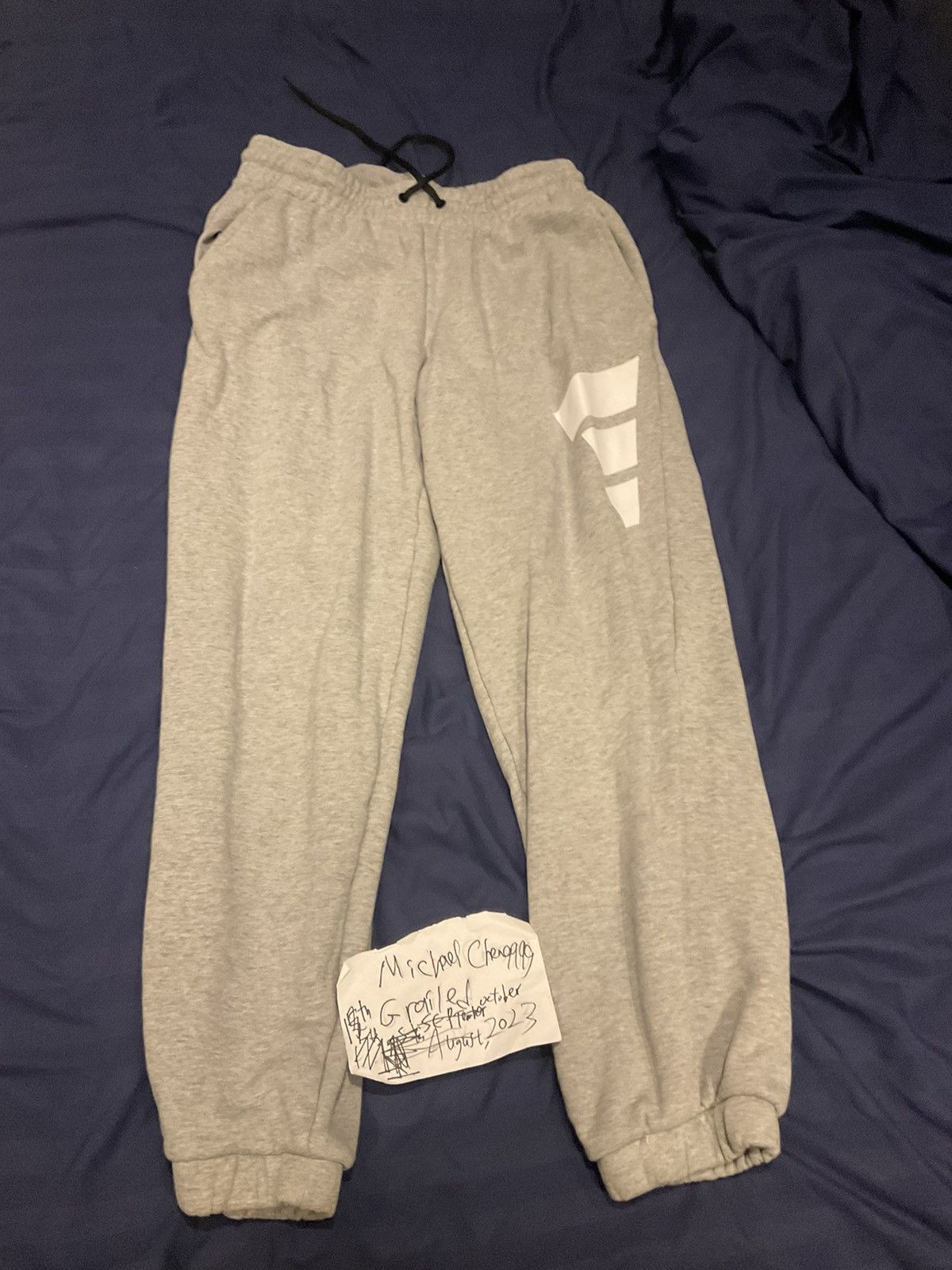 Adidas Adidas primegreen grey fleece sweatpants Size US 32 / EU 48 - 4 Thumbnail