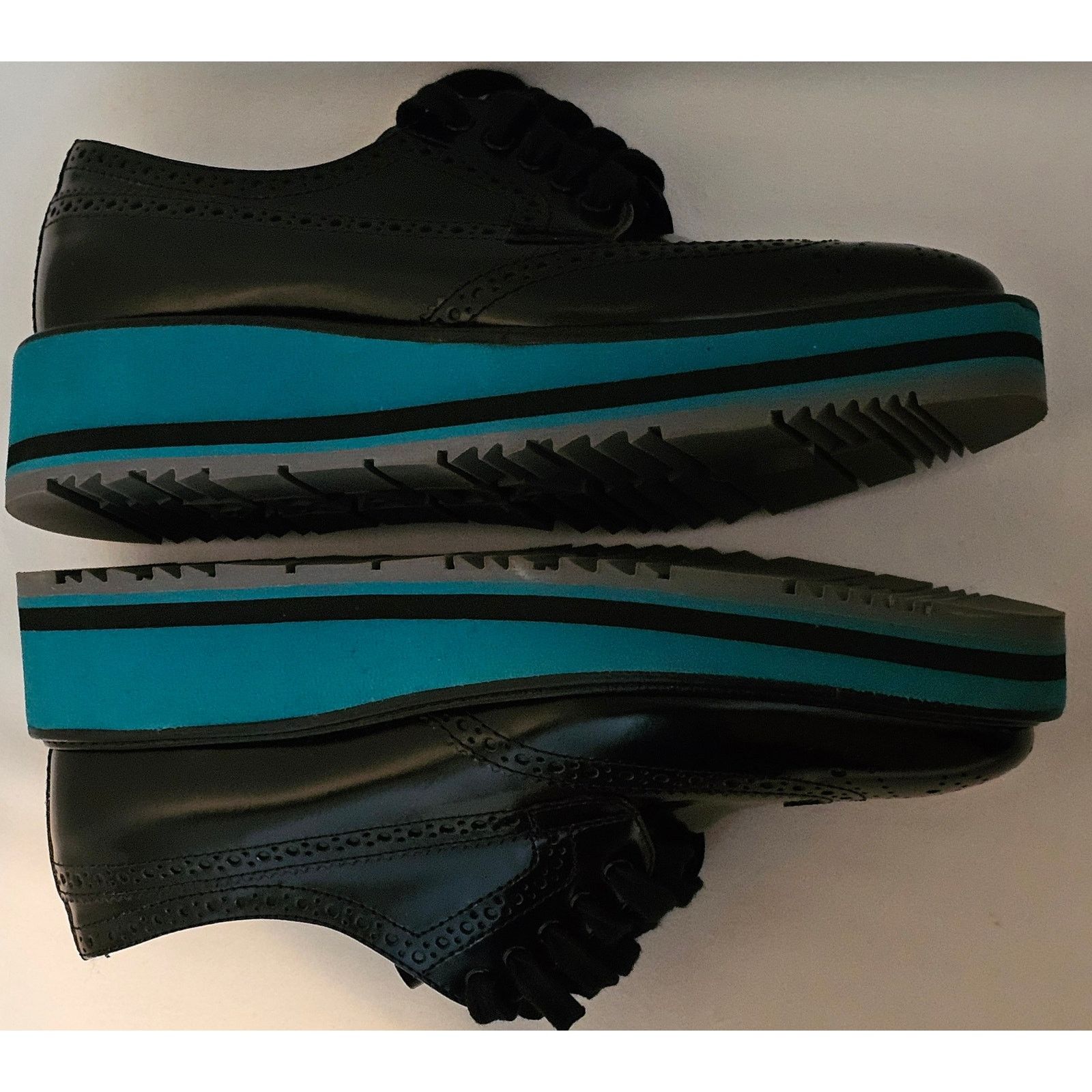 Prada Authentic Prada Black Leather Oxford Platform Size US 5.5 / IT 35.5 - 9 Thumbnail