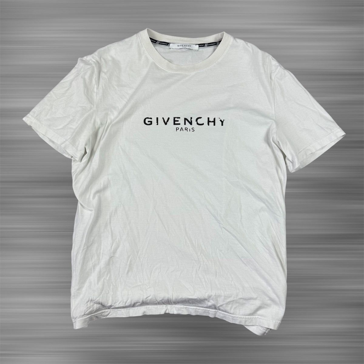 Givenchy Givenchy Distressed Logo T-Shirt Size US XL / EU 56 / 4 - 1 Thumbnail