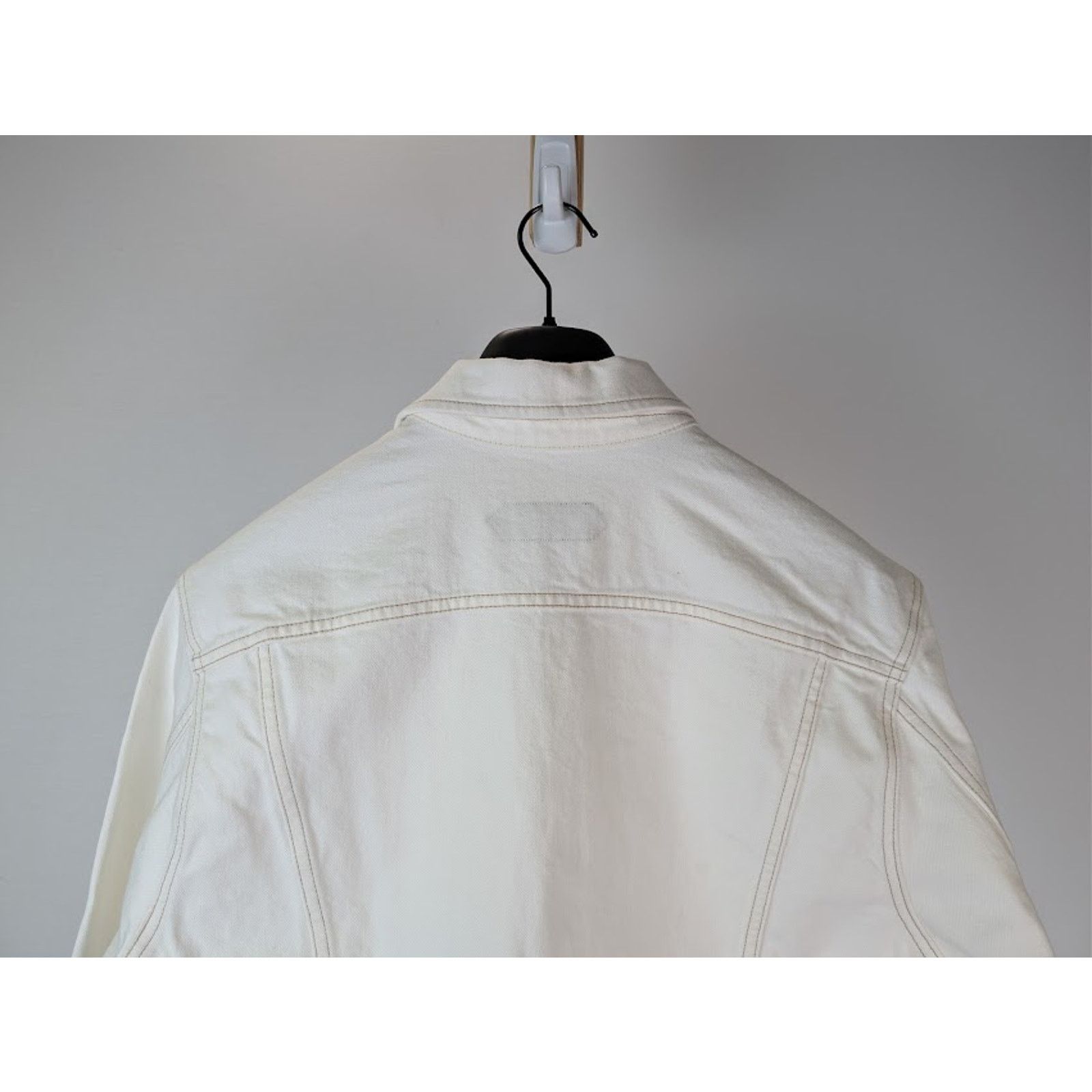 Tom Ford o1rshd1 Iconic Denim Jacket in Off-White Size US XXL / EU 58 / 5 - 12 Thumbnail