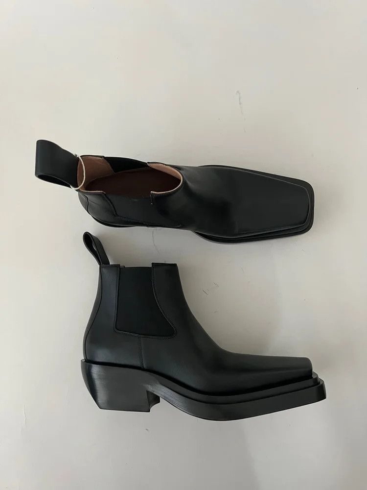 Bottega Veneta o1tko10426 Chelsea Boots in Black Size US 11 / EU 44 - 2 Thumbnail