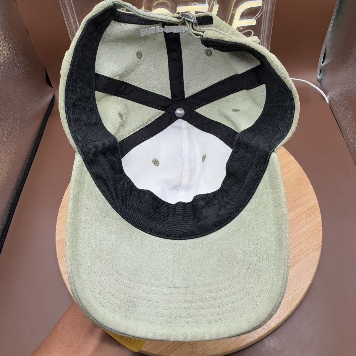 Supreme Supreme NY Mint Green Suede PARIS Tonal Logo 6 Panel Cap Hat Size ONE SIZE - 7 Thumbnail