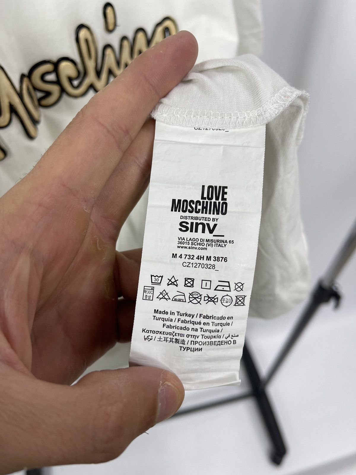 Moschino Love Moschino T-Shirt Size M (USA) Big Logo White Size US M / EU 48-50 / 2 - 6 Thumbnail