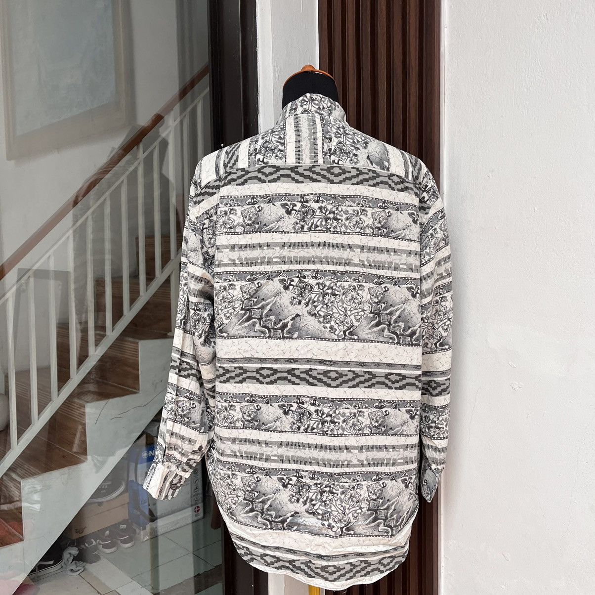 Gianni Valentino × Valentino 90s Italian Designers Gianni Valentino Button Ups Shirt Size US L / EU 52-54 / 3 - 2 Thumbnail