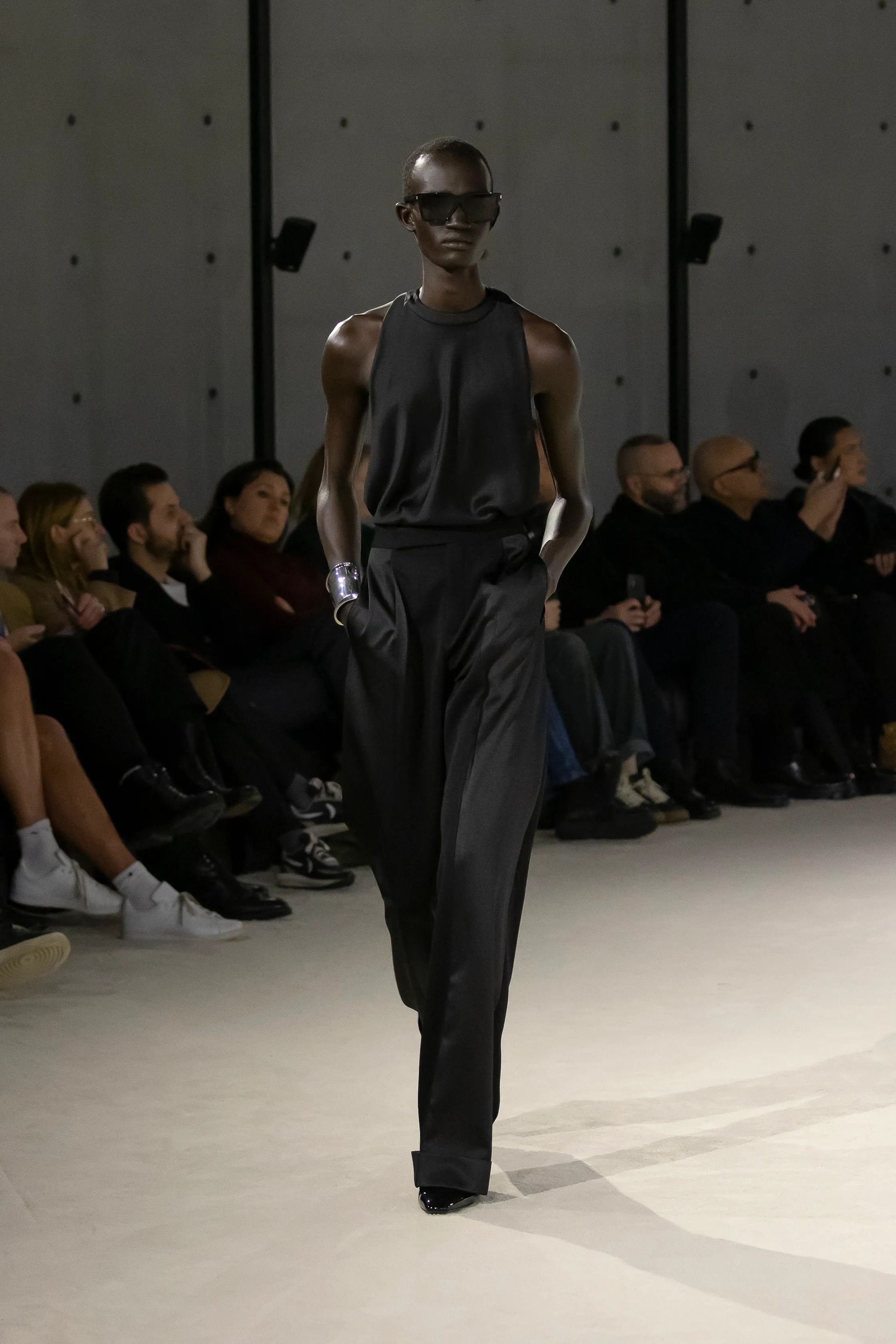 Saint Laurent Paris FW23 Saint Laurent Lavalliere Back Blouse in Crepe Satin Size US M / EU 48-50 / 2 - 14 Thumbnail