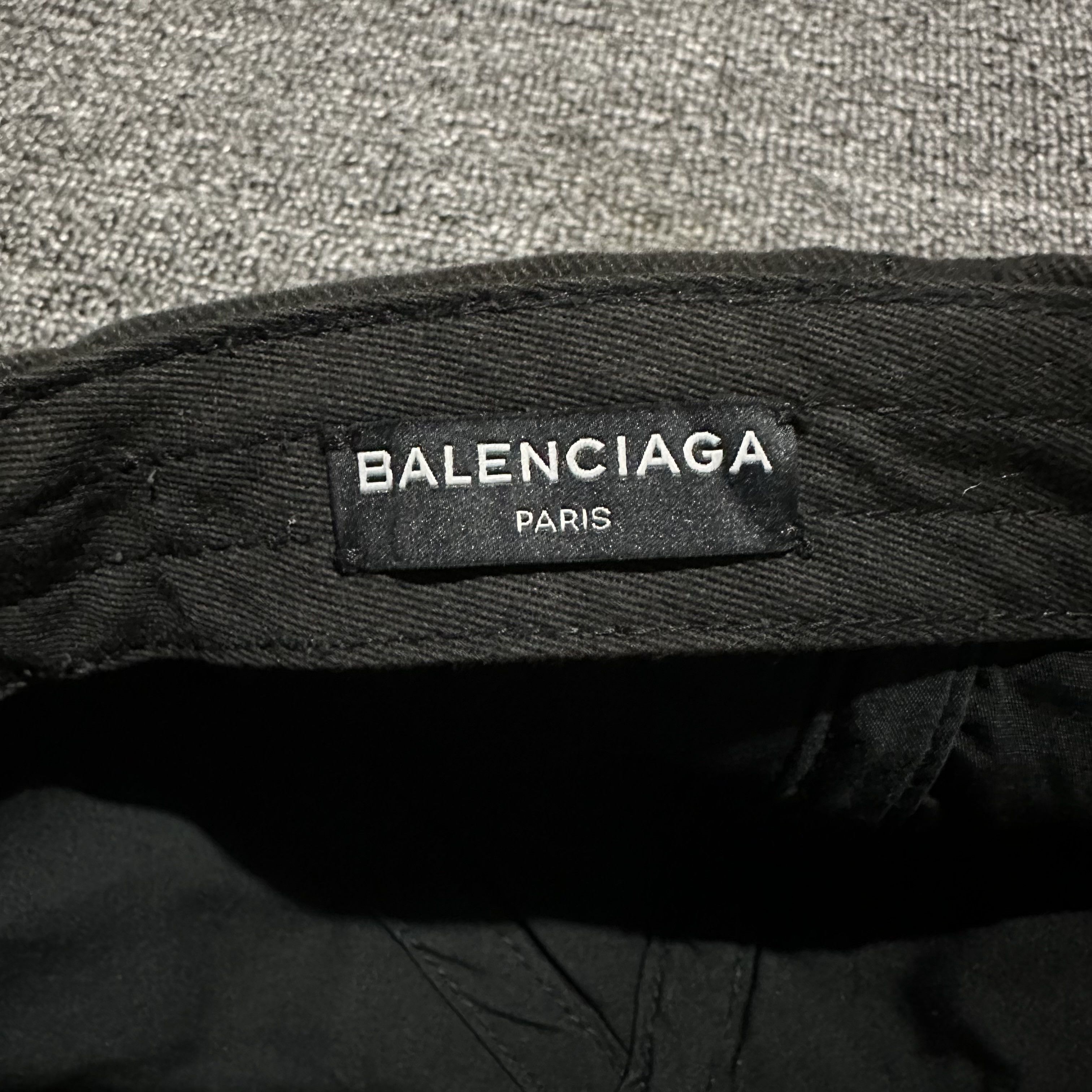 Balenciaga Balenciaga Europe 2018 Hats Size ONE SIZE - 5 Thumbnail