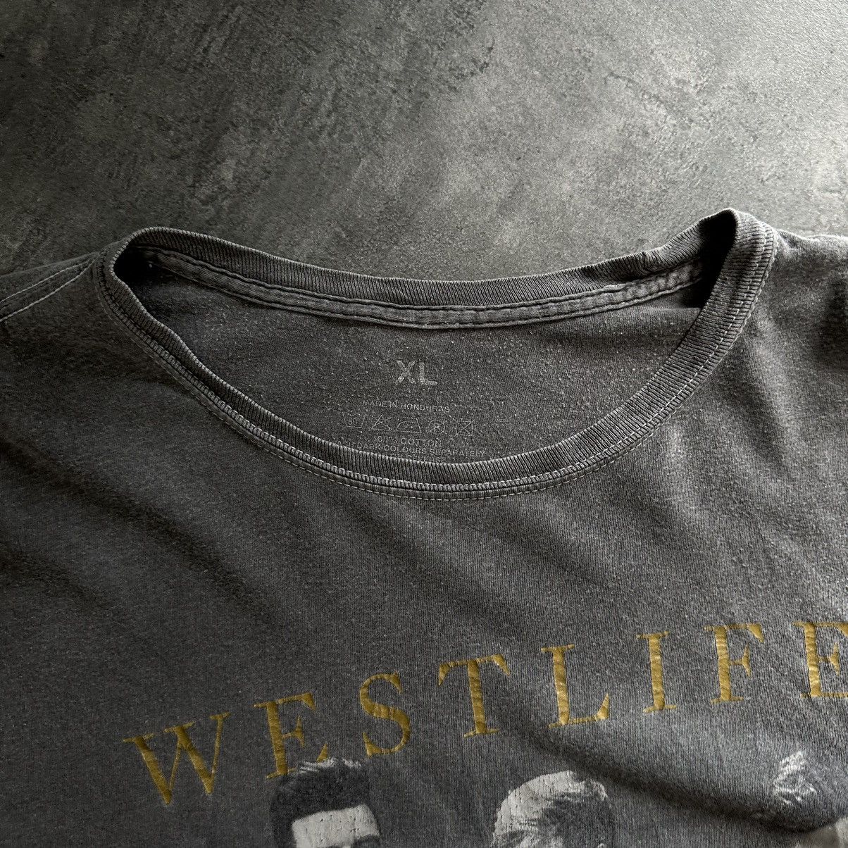 Band Tees × Vintage Vintage Westlife T-shirts Band Tee Rock Y2K Big logo 00s Size US XL / EU 56 / 4 - 6 Thumbnail
