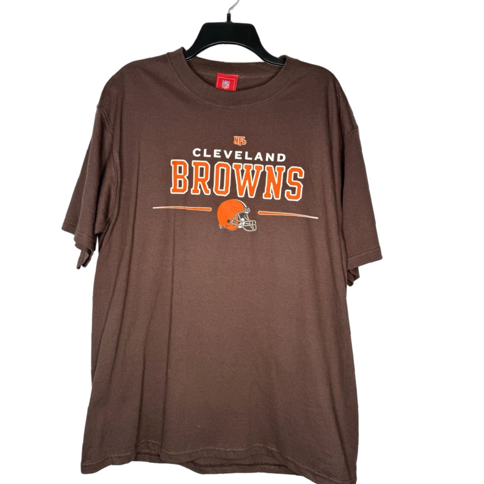 NFL NFL Cleveland Browns T Shirt Mens Large Cotton Crew Neck Short Sleeve Logo All Seasons Sports Football NWT Size US L / EU 52-54 / 3 - 1 Thumbnail