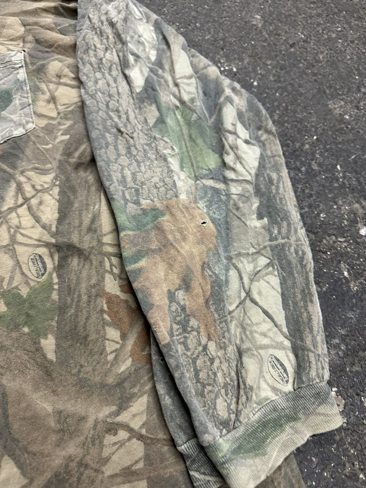 Other Vintage camo distressed long sleeve top Size US XXL / EU 58 / 5 - 5 Thumbnail