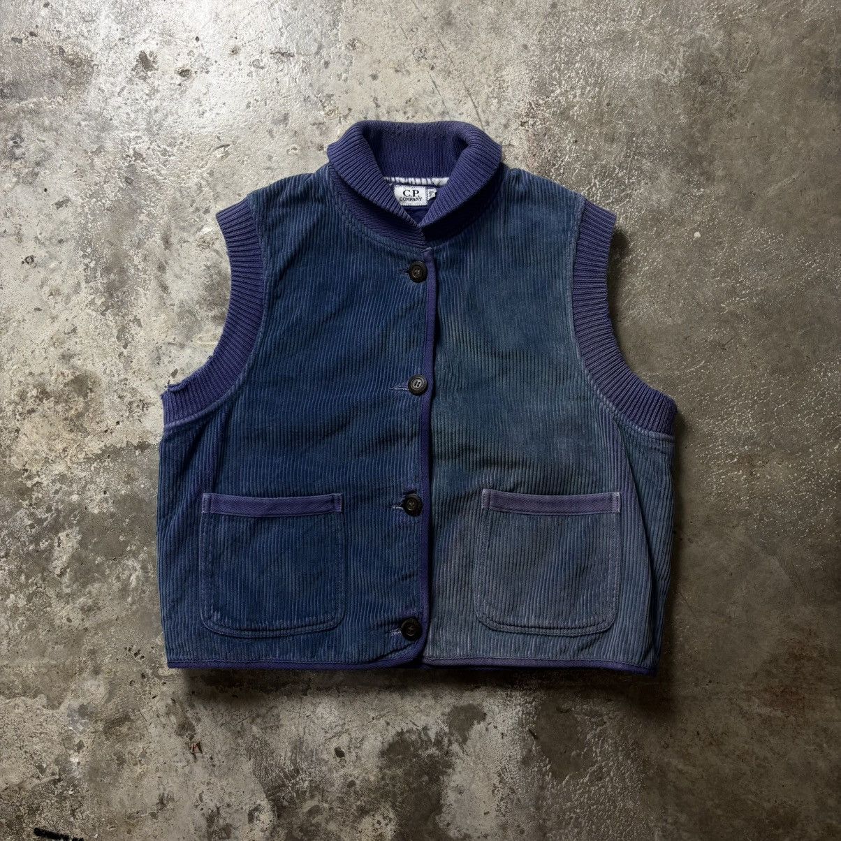 C.P. Company C.P. COMPANY CORDUROY VEST FOR CHILD Size US XS / EU 42 / 0 - 1 Thumbnail