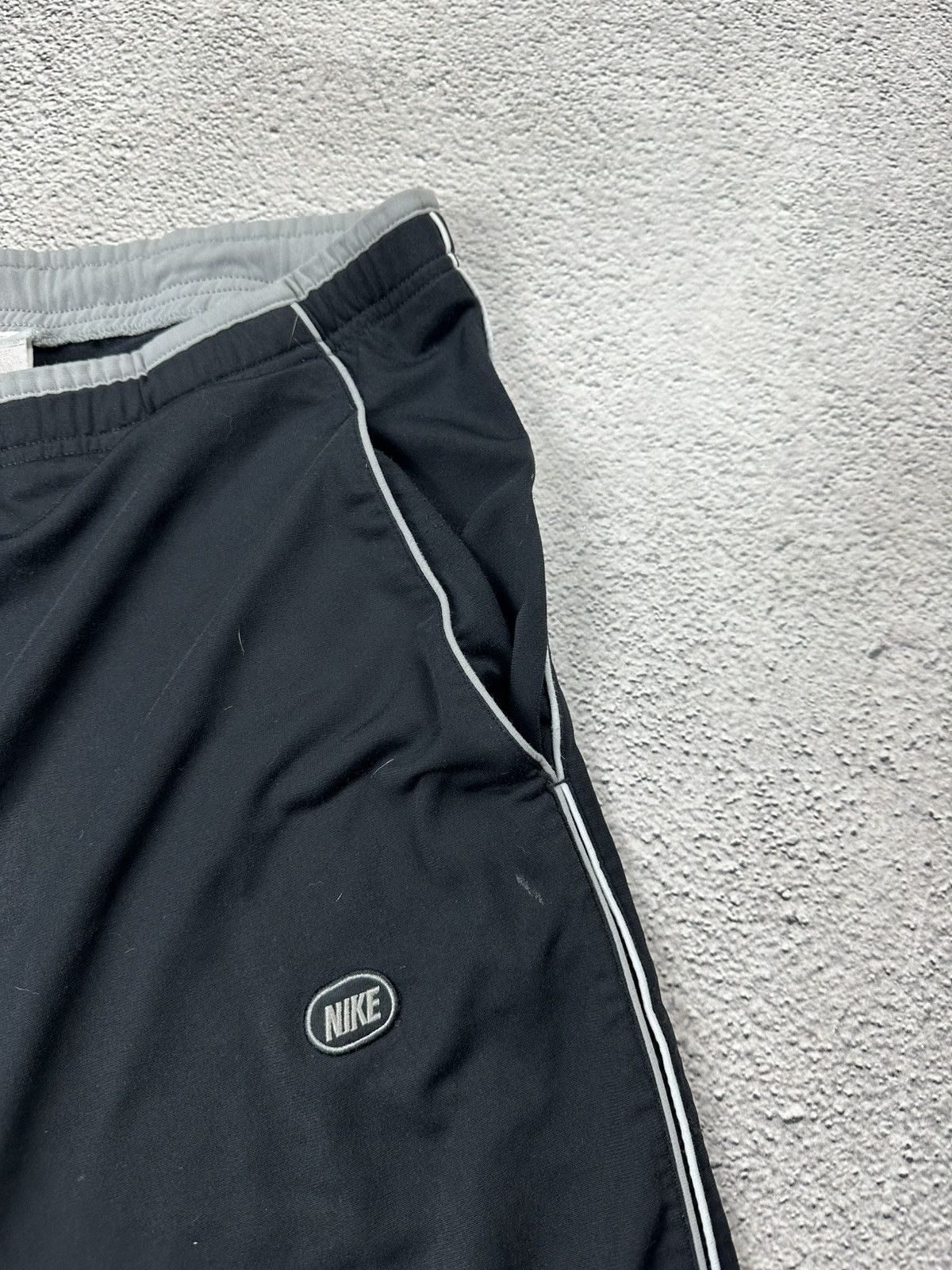 Nike Vintage Nike Track Pants Y2K Baggy Drill Style Size US 34 / EU 50 - 8 Thumbnail