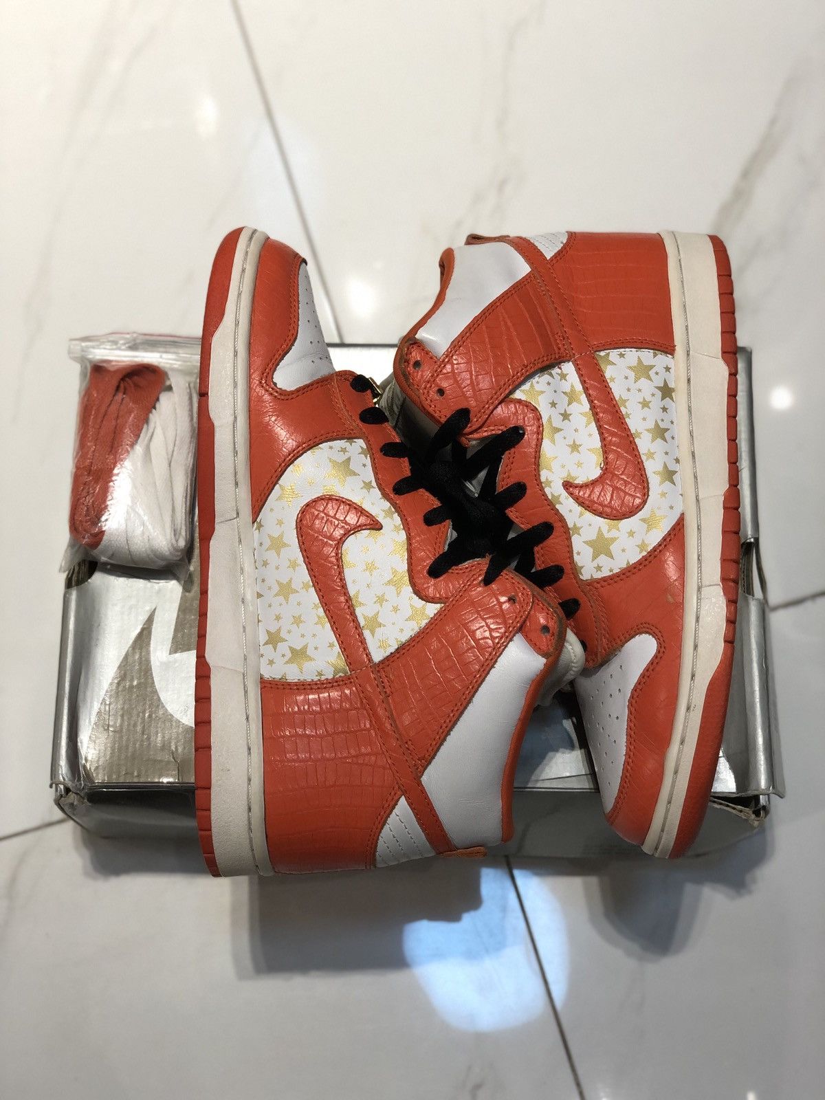 Nike SB Nike Dunk High Pro SB Supreme (2003) Size US 10 / EU 43 - 6 Thumbnail