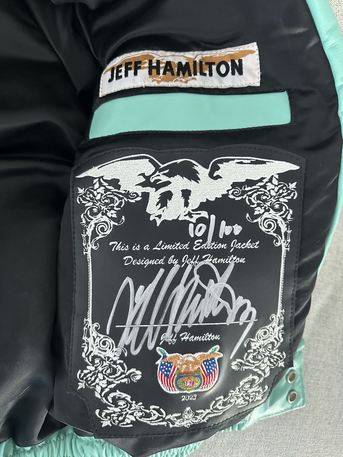 Jeff Hamilton Signed Jeff Hamilton x NBA logo jacket Size US L / EU 52-54 / 3 - 14 Thumbnail