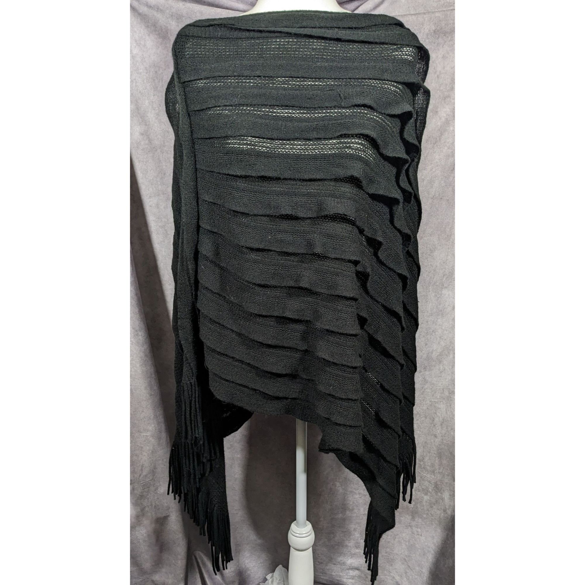Other Gena Accessories Gothic Layered Knit Poncho Size ONE SIZE - 1 Thumbnail