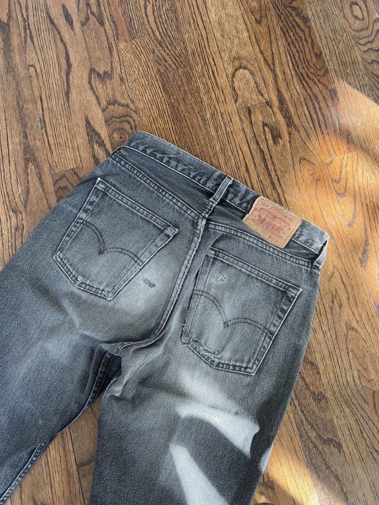 Levi's Vintage 90s Levi's 501 Faded Black Distressed Jeans 30x32 Size US 30 / EU 46 - 4 Thumbnail