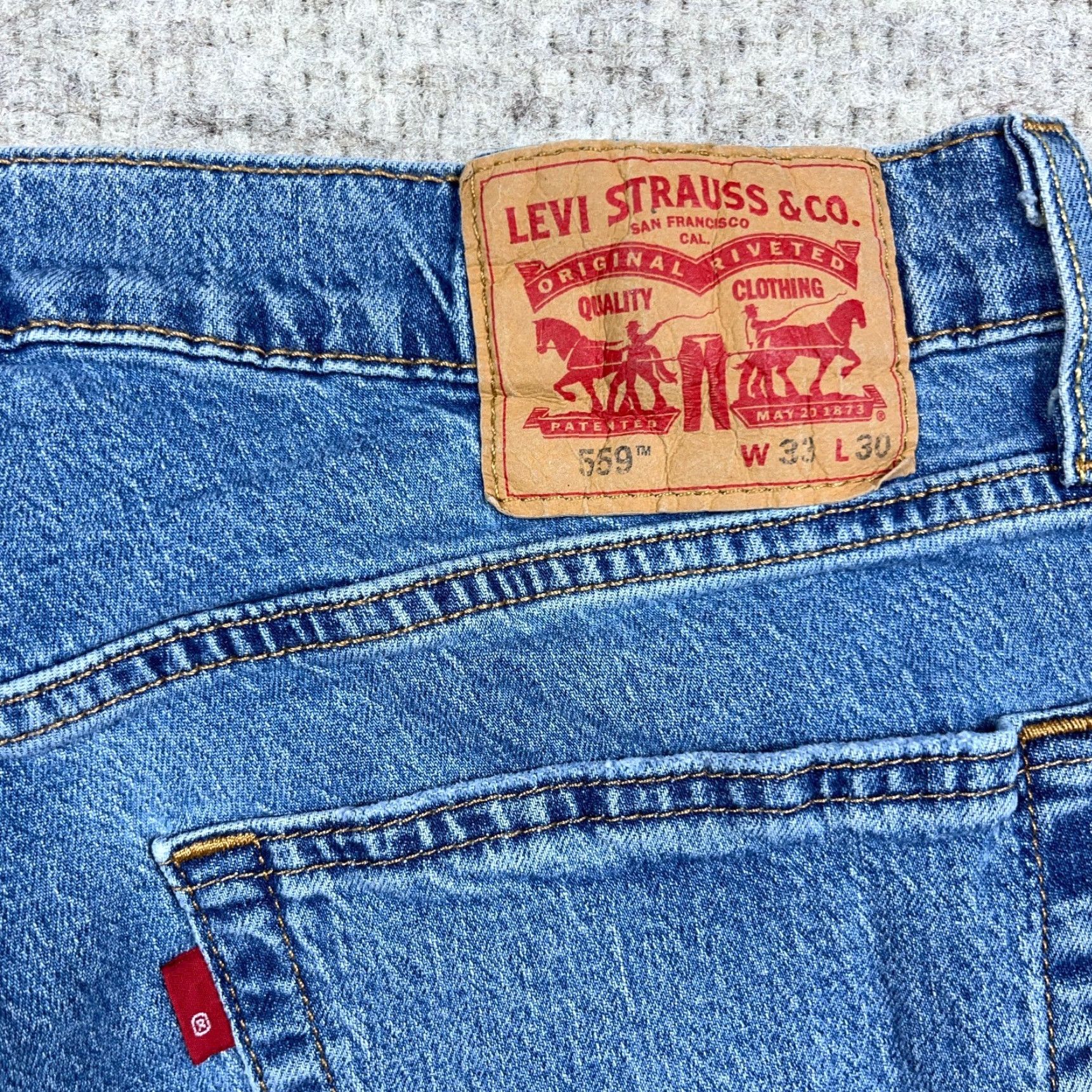 Levi's Levi's 559 Jeans Men 33x30 Relaxed Fit Medium Wash Distressed Baggy Work Wear Adult Denim 5-Pocket Straight Casual Streetwear Mens Size US 33 - 4 Thumbnail