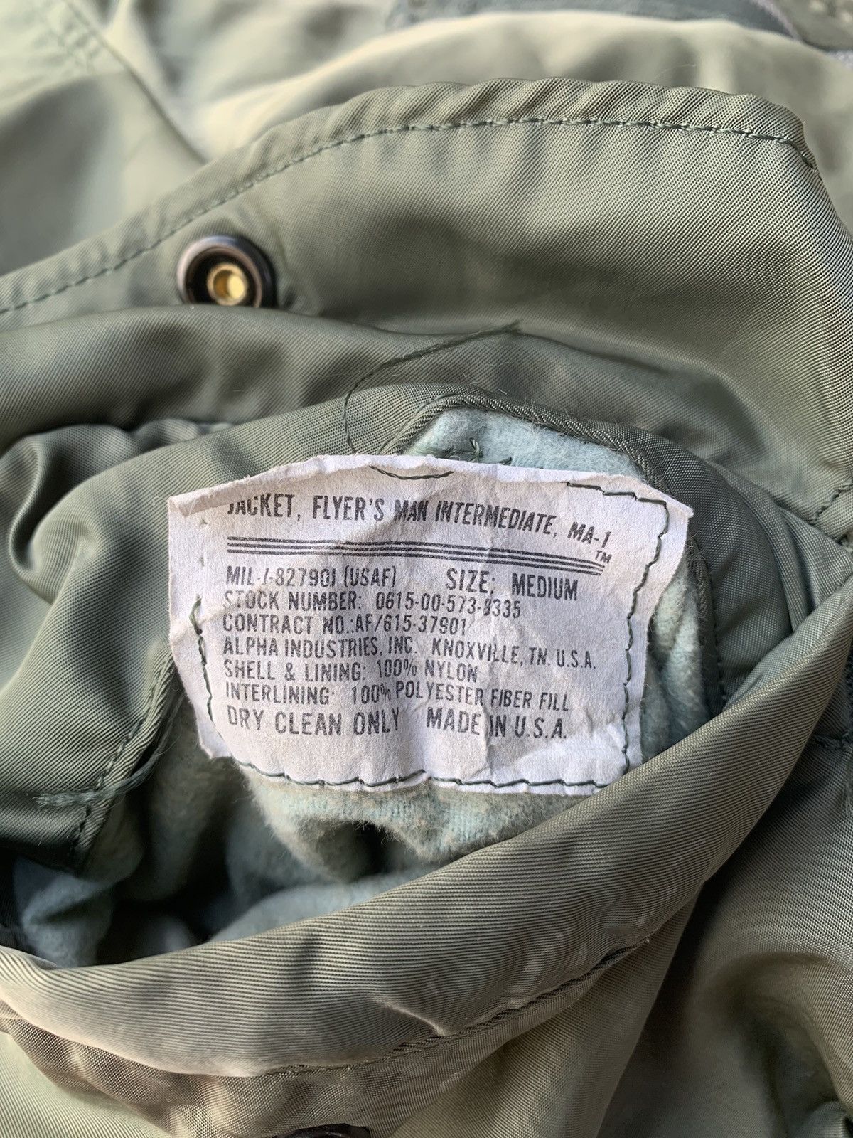 Alpha Industries × Vintage Alpha Industries MA-1 Patches Bomber Jacket Size US M / EU 48-50 / 2 - 16 Thumbnail