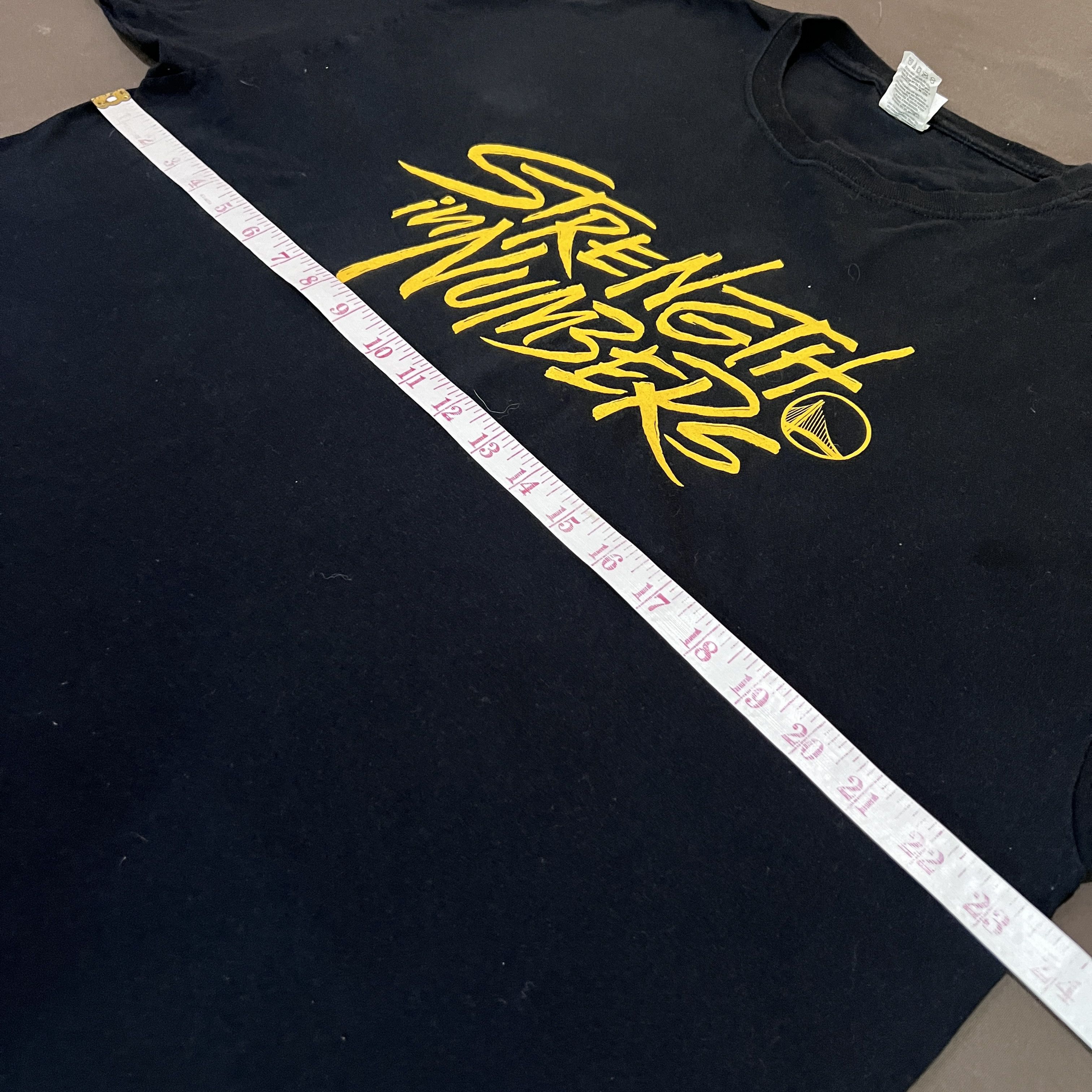 NBA × Vintage Vintage Y2K Warriors Strength In Numbers Promo Tee XL Size US XL / EU 56 / 4 - 7 Thumbnail