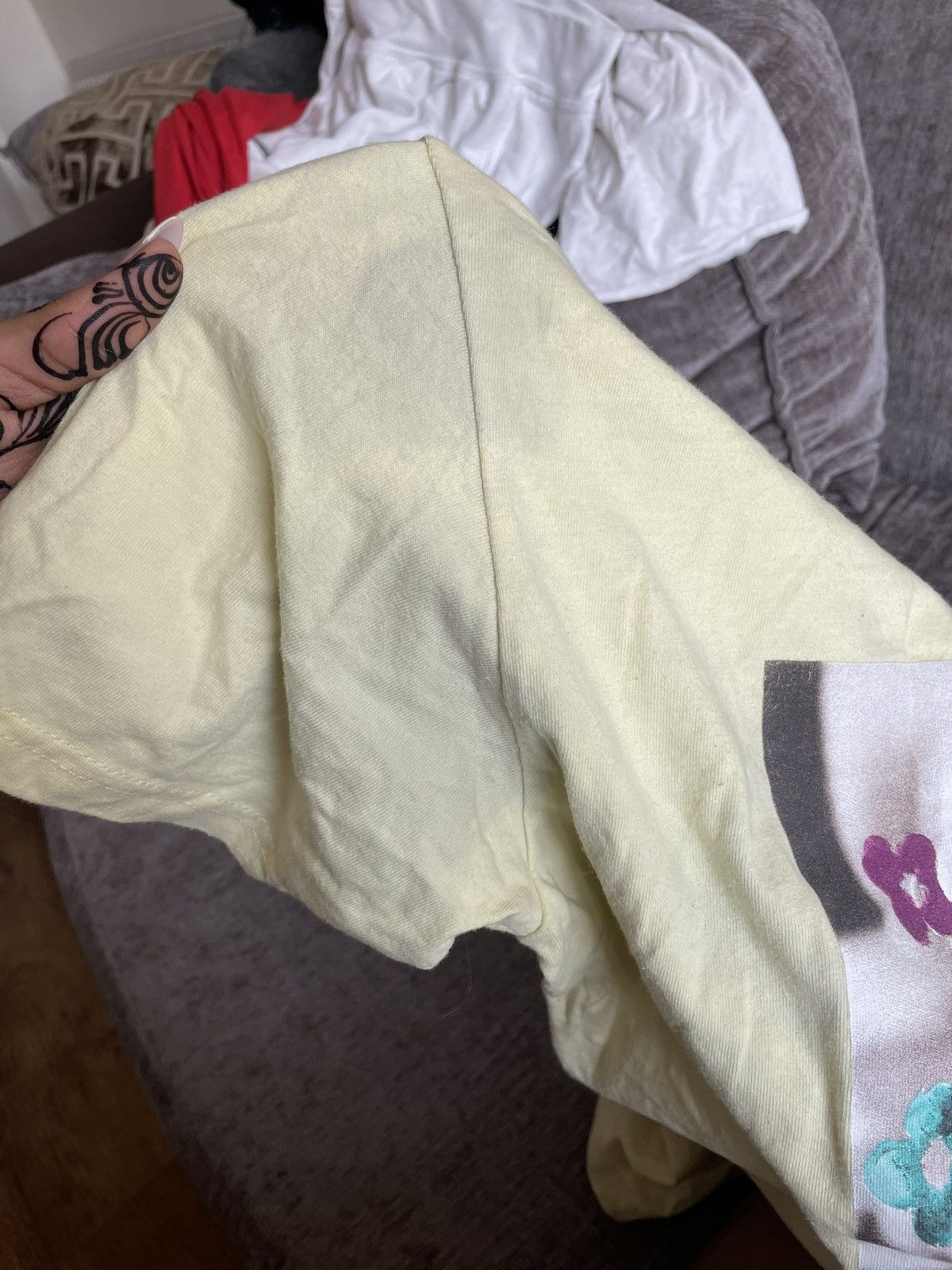 Supreme SS20 Naomi tee Size US L / EU 52-54 / 3 - 8 Thumbnail