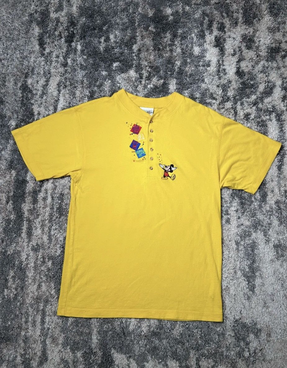 Disney × Mickey Mouse × Vintage Vintage 90’S Disney Mickey Mouse World Travel Tourist Tee M Size US M / EU 48-50 / 2 - 1 Thumbnail