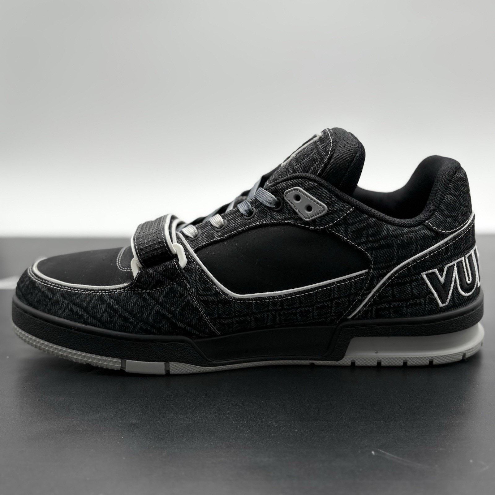 Louis Vuitton Louis Vuitton Croc Denim Strap Trainer ' Black ' WORN 1x Size US 12 / EU 45 - 4 Thumbnail
