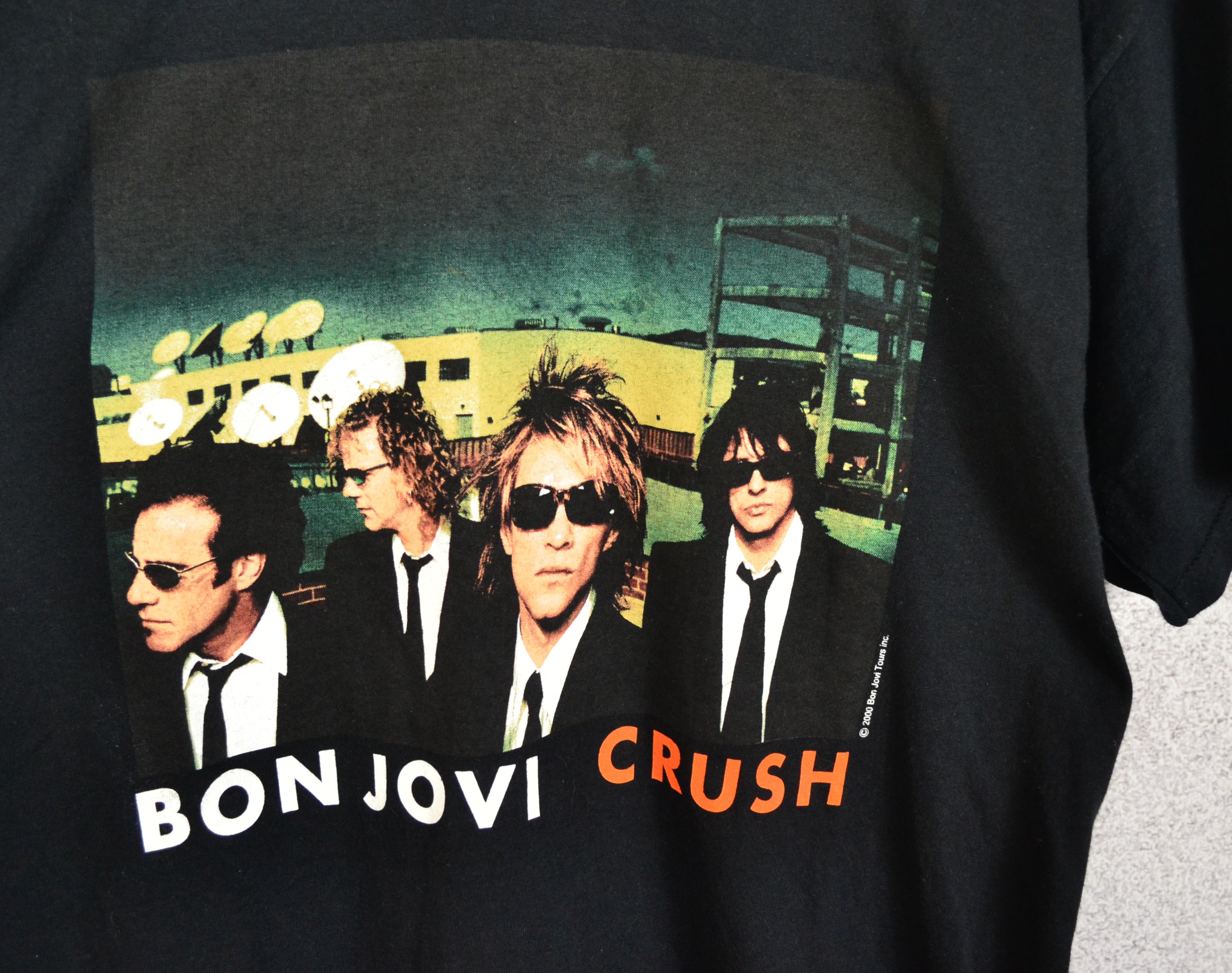 Band Tees Vintage Bon Jovi Crush Tour 2000 Band Tee Size US M / EU 48-50 / 2 - 3 Thumbnail
