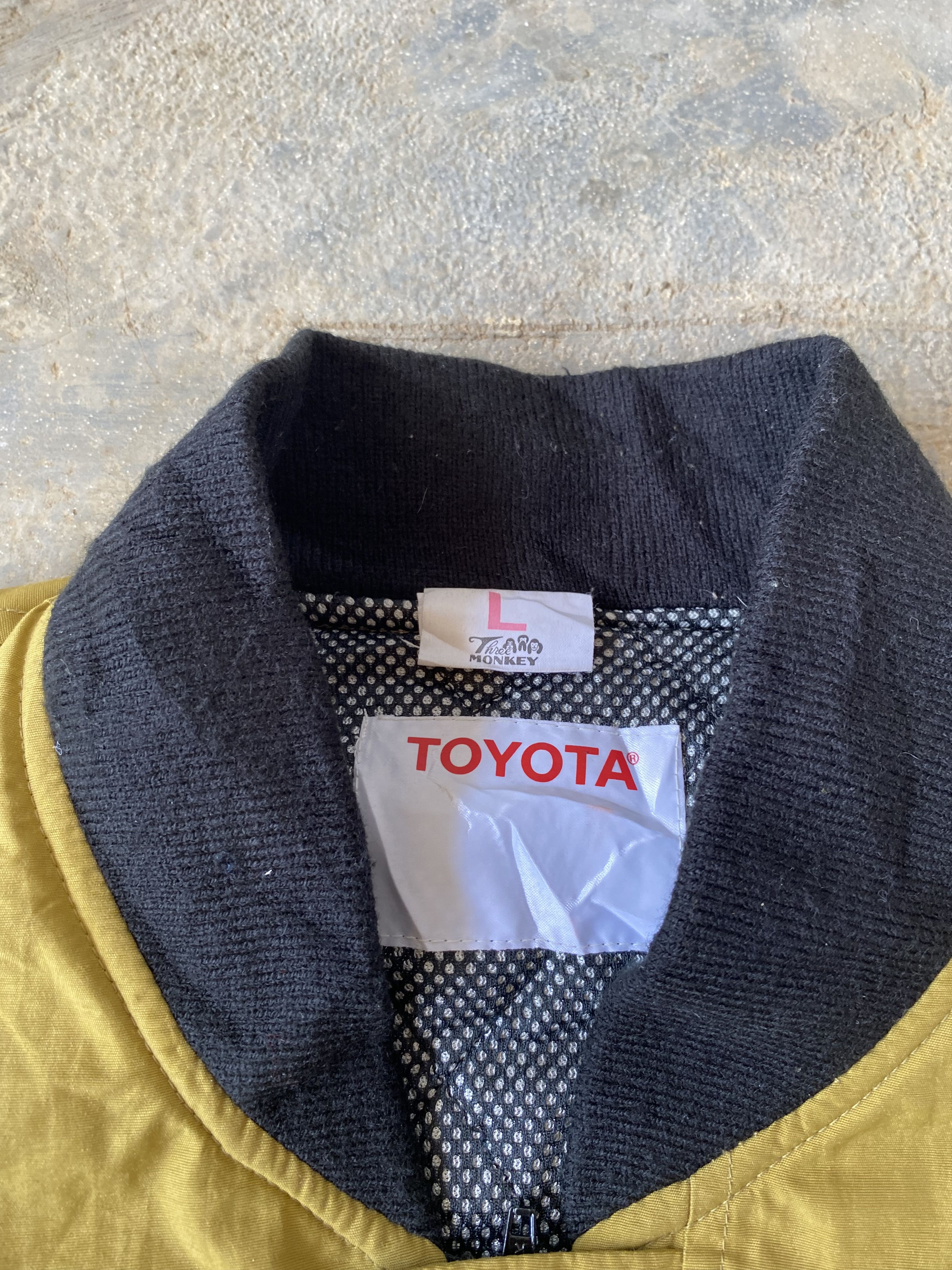 Vintage Vintage 90s Toyota racing jacket Size US L / EU 52-54 / 3 - 3 Thumbnail
