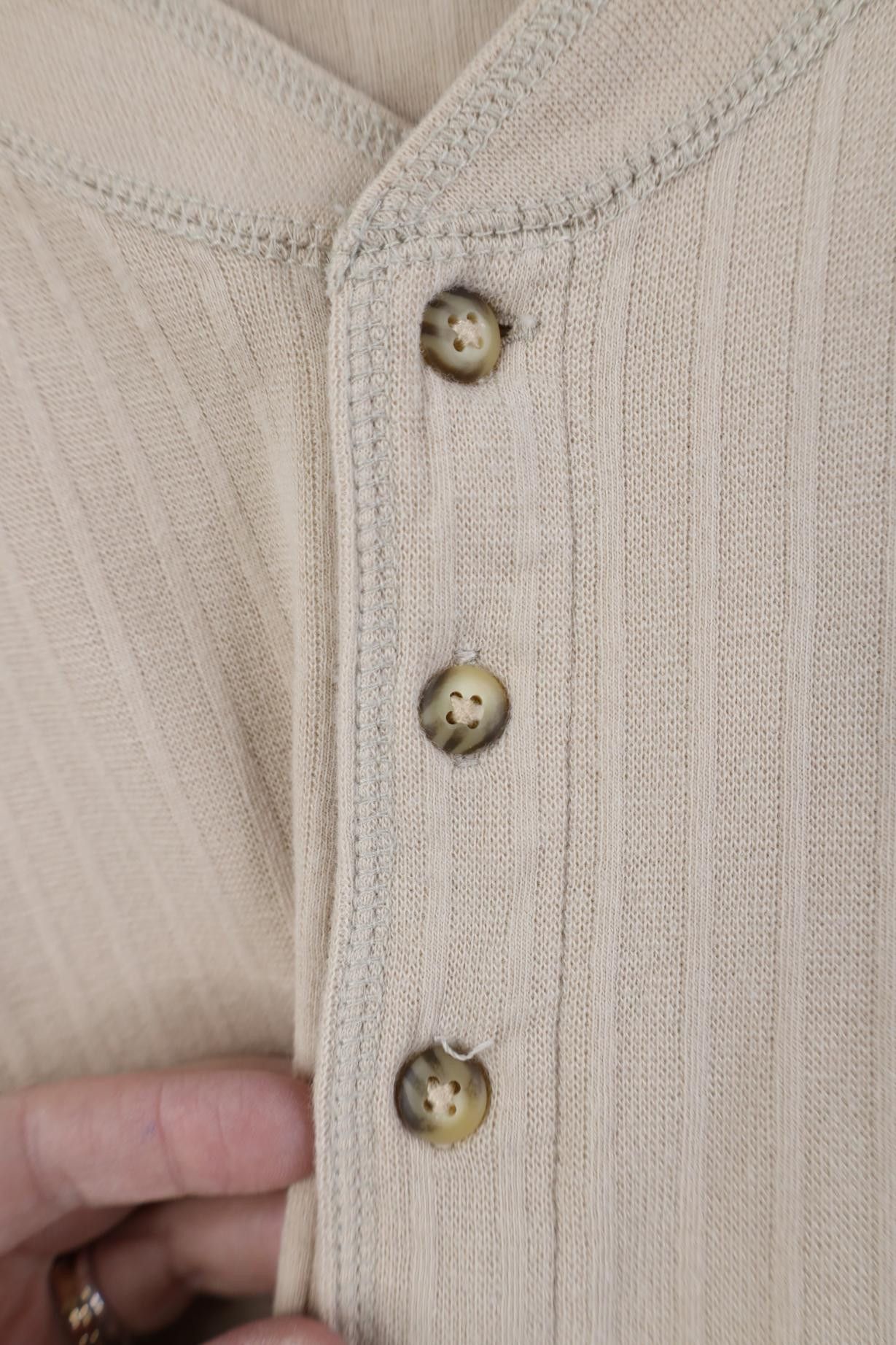 Vintage Vintage 90s Streetwear Ribbed Knit Henley T-Shirt Beige Size US XL / EU 56 / 4 - 4 Thumbnail