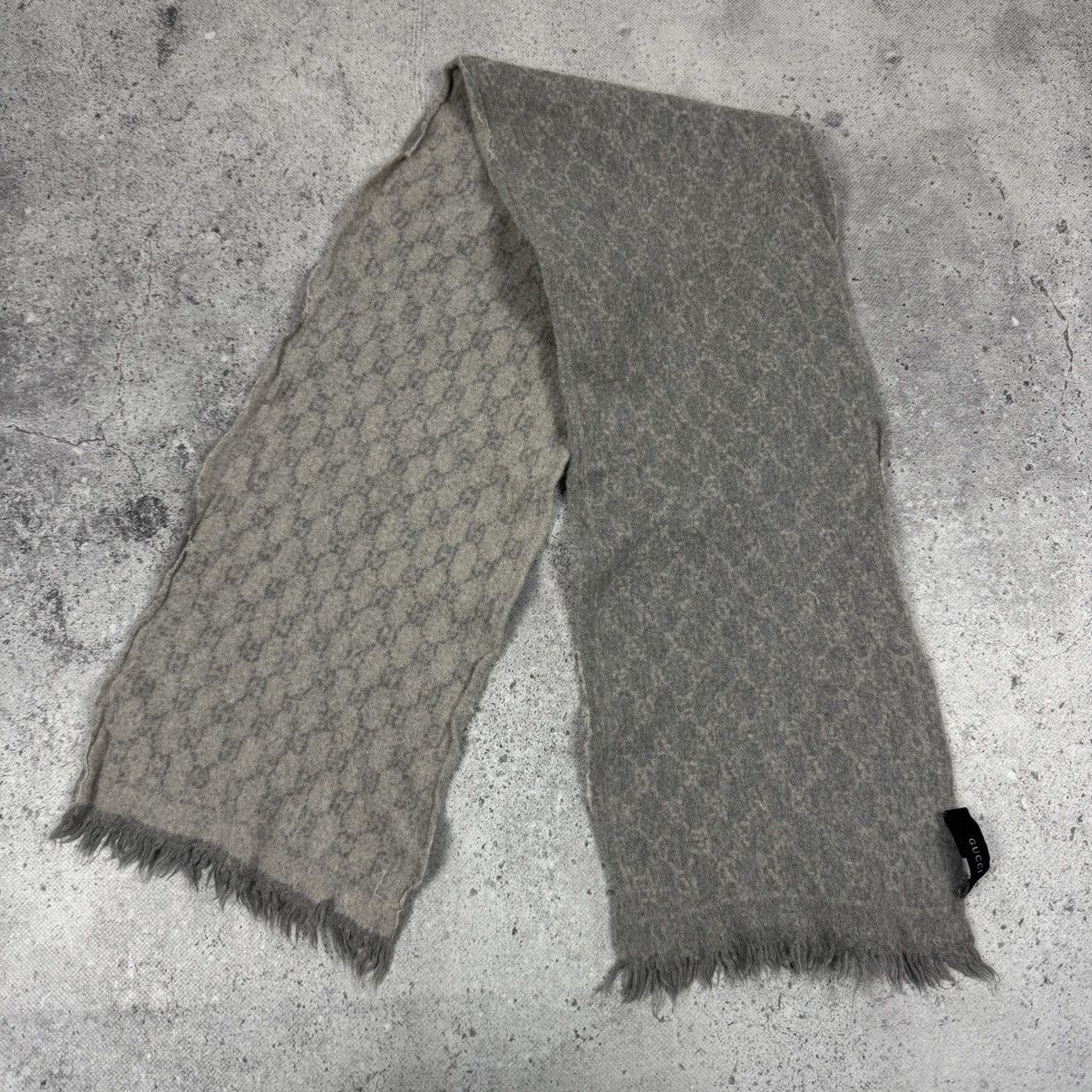 Gucci Gucci GG Pattern Monogram Logo Scarf Unisex Size ONE SIZE - 2 Thumbnail