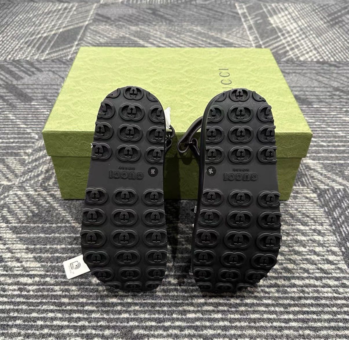Gucci Gucci Interlocking Horsebit Platform Slide Sandals J42 Size US 6 / IT 36 - 6 Thumbnail
