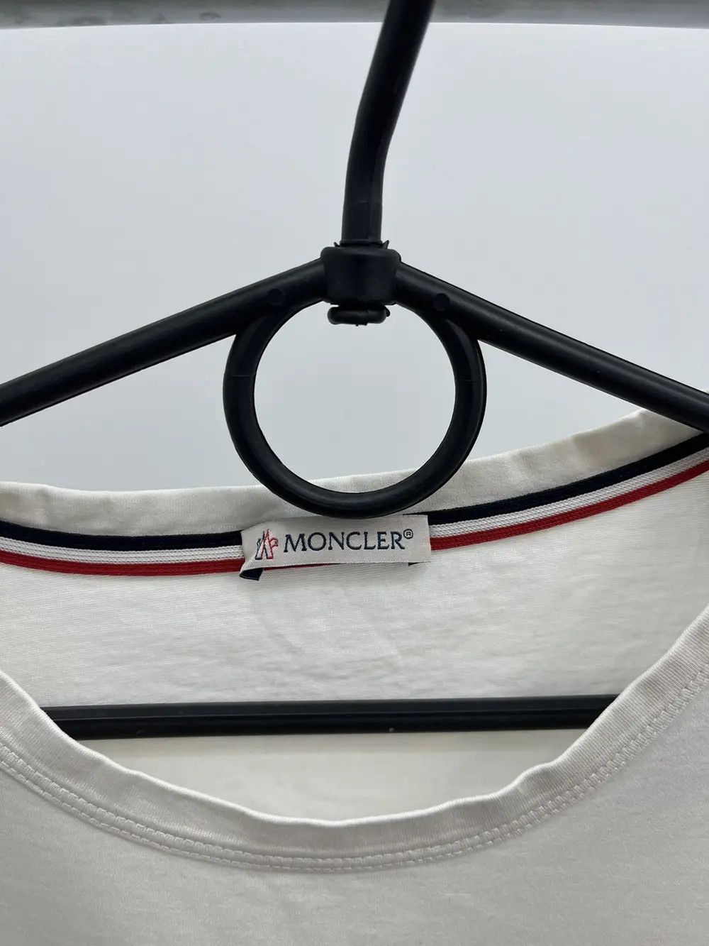 Moncler Moncler Logo Embroidered Cotton Tee Size US M / EU 48-50 / 2 - 2 Thumbnail