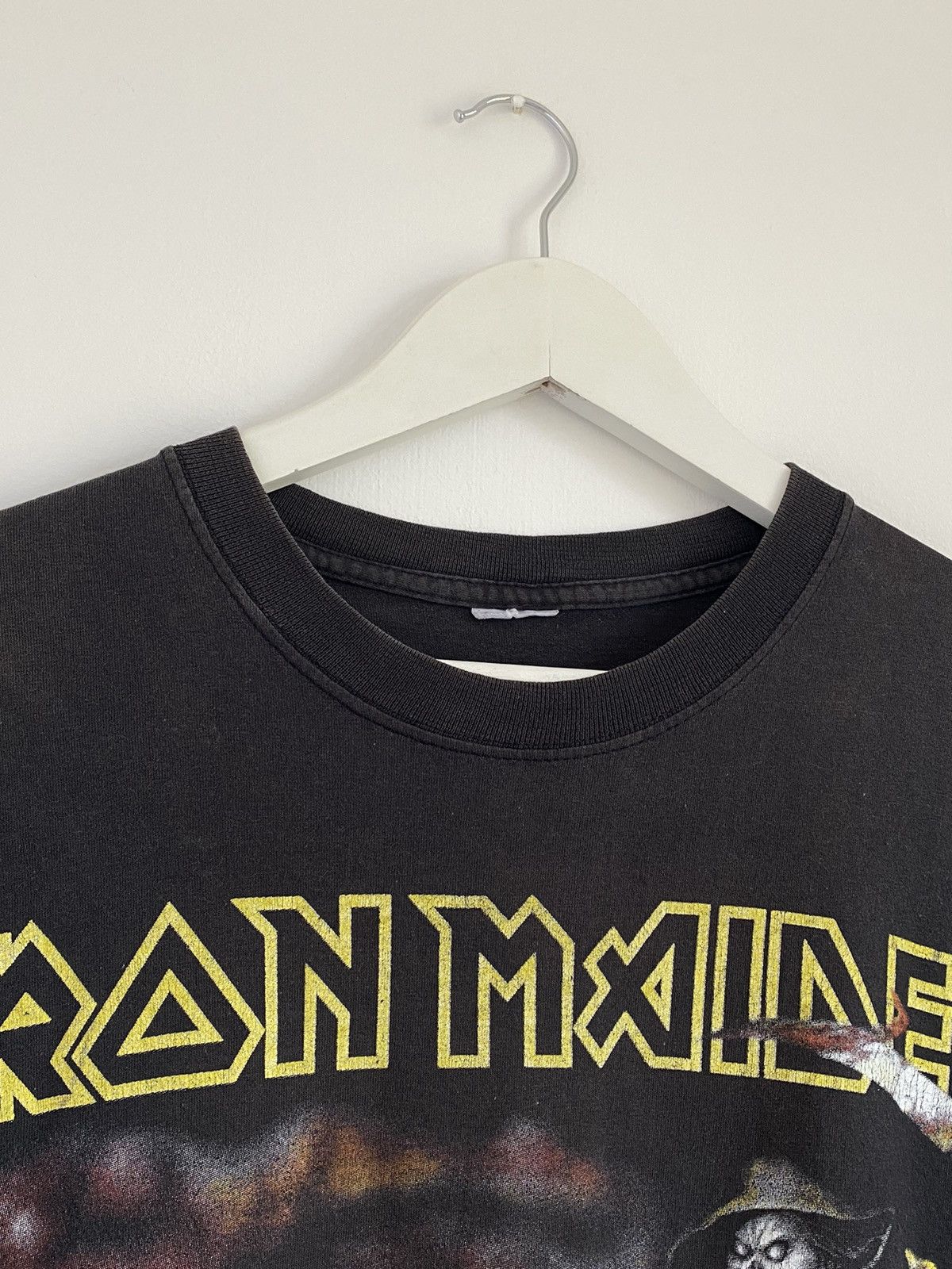 Vintage 2005 Iron Maiden Death on the road vintage band t-shirt Size US L / EU 52-54 / 3 - 7 Thumbnail