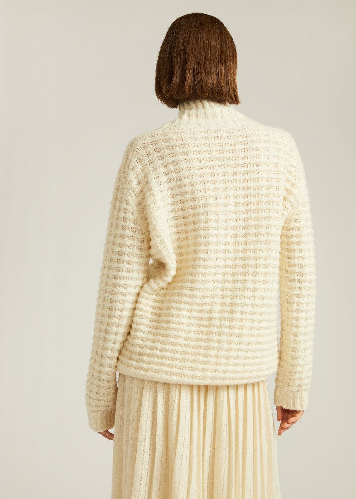 Loro Piana o1srvl11e0424 Sweater in White Size S / US 4 / IT 40 - 6 Thumbnail