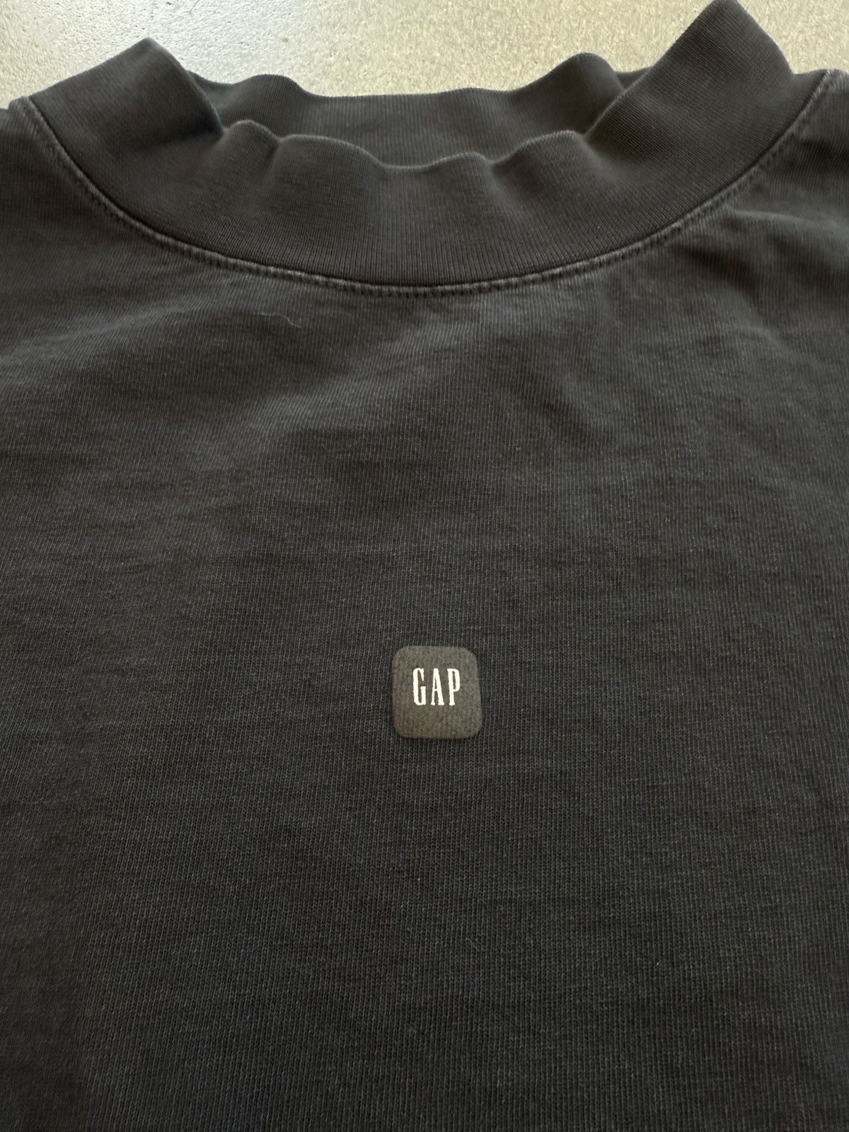 Yeezy SS22 Yeezy Gap Logo 3/4 Sleeve Tee Size US XS / EU 42 / 0 - 3 Thumbnail