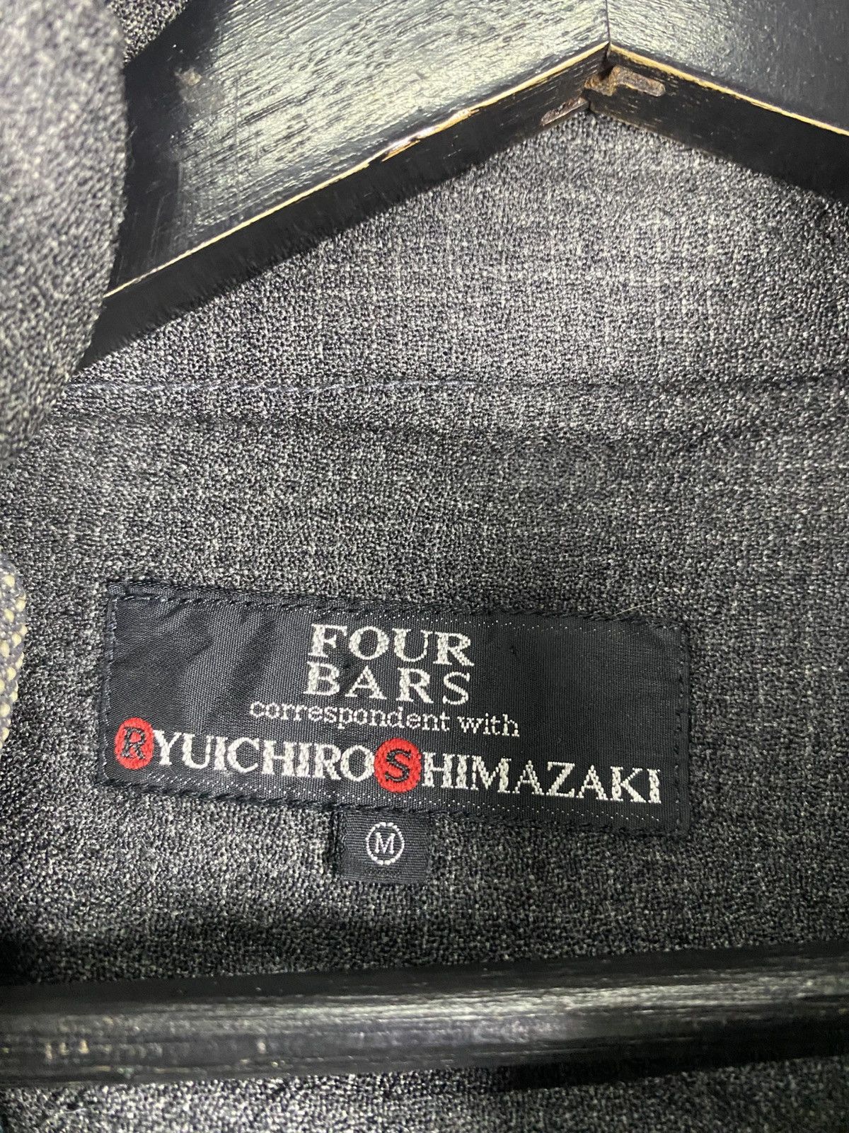 Japanese Brand Vintage FOUR BARS by Ryuichiro Shimazaki Textured Zip Jacket Size US M / EU 48-50 / 2 - 6 Thumbnail
