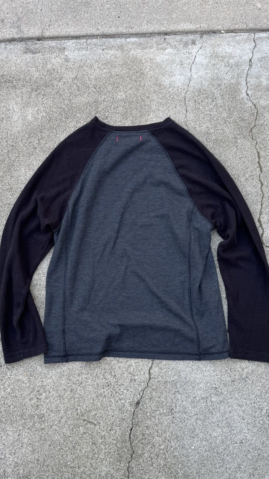 Tommy Bahama Tommy Bahama Black and Grey Crewneck Sweatshirt Size US L / EU 52-54 / 3 - 2 Thumbnail