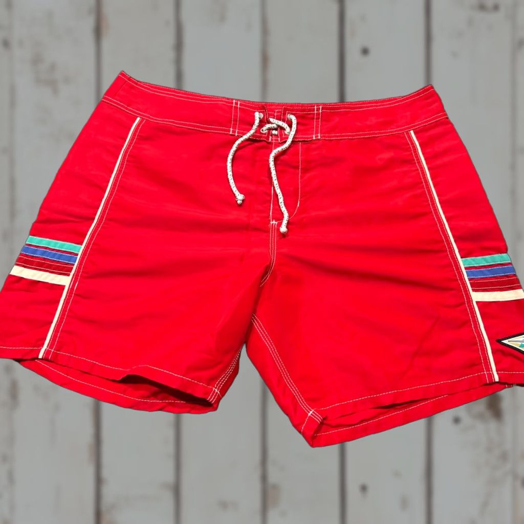 Vintage Hobie Board Shorts 38 Red Stripes Classic Hobie 38 Men Surfing Board Shorts Red Stripes Adult Regular Men's Garment Bottom Nylon Polyester 100% Nylon Size US 38 / EU 54 - 1 Thumbnail
