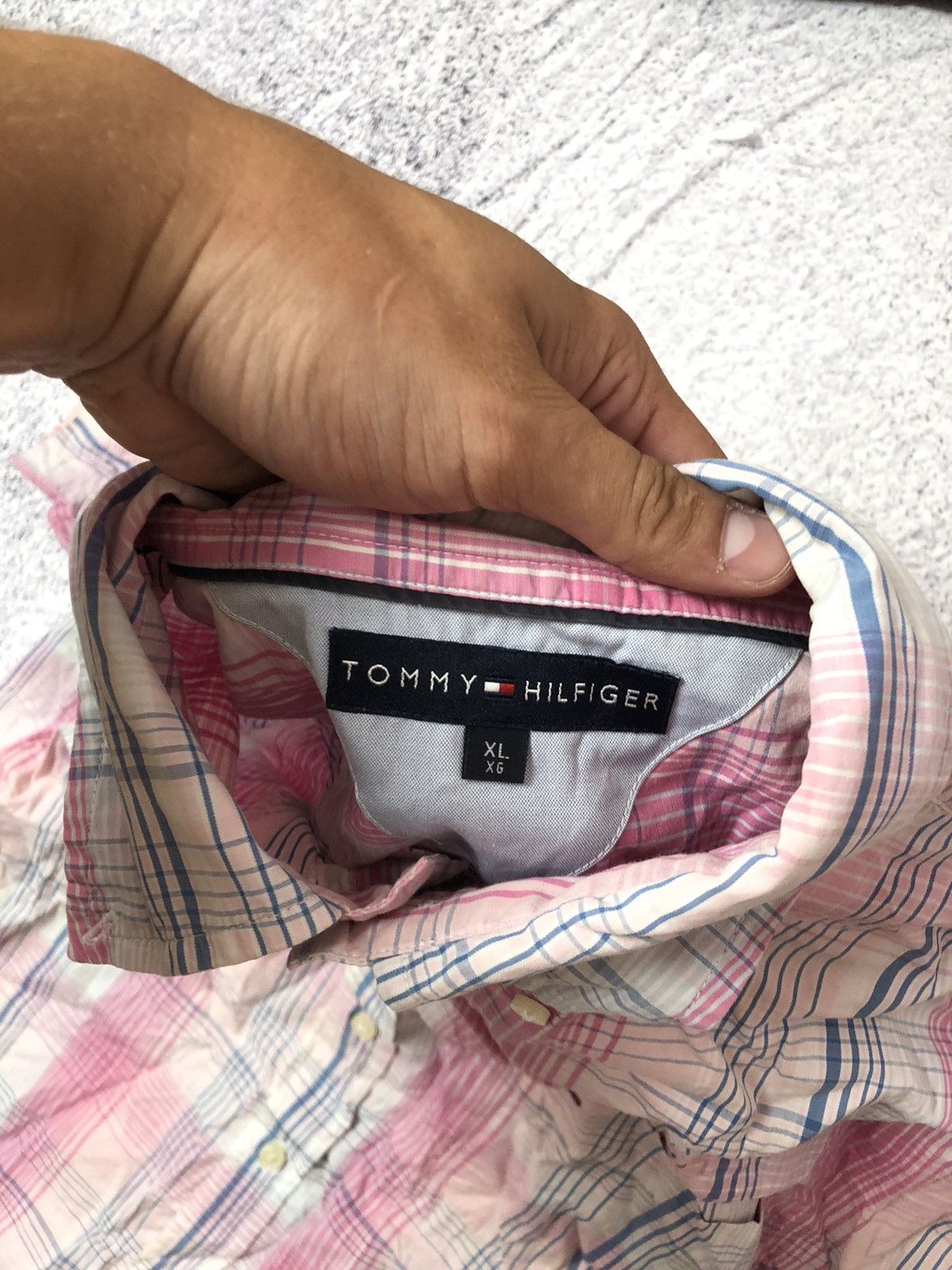 Tommy Hilfiger Men’s shirt Tommy Hilfiger size Xl vintage japan casual Size US XL / EU 56 / 4 - 6 Thumbnail