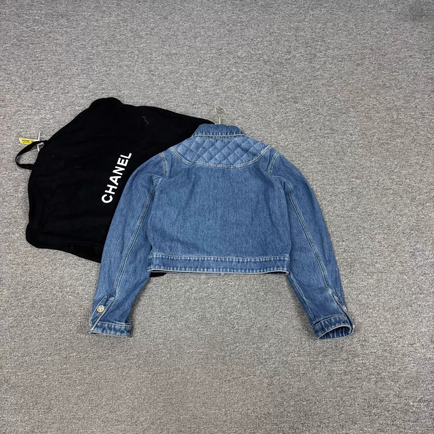 Chanel Chanel Blue Quilted Denim Short Jacket Size XS / US 0-2 / IT 36-38 - 2 Thumbnail