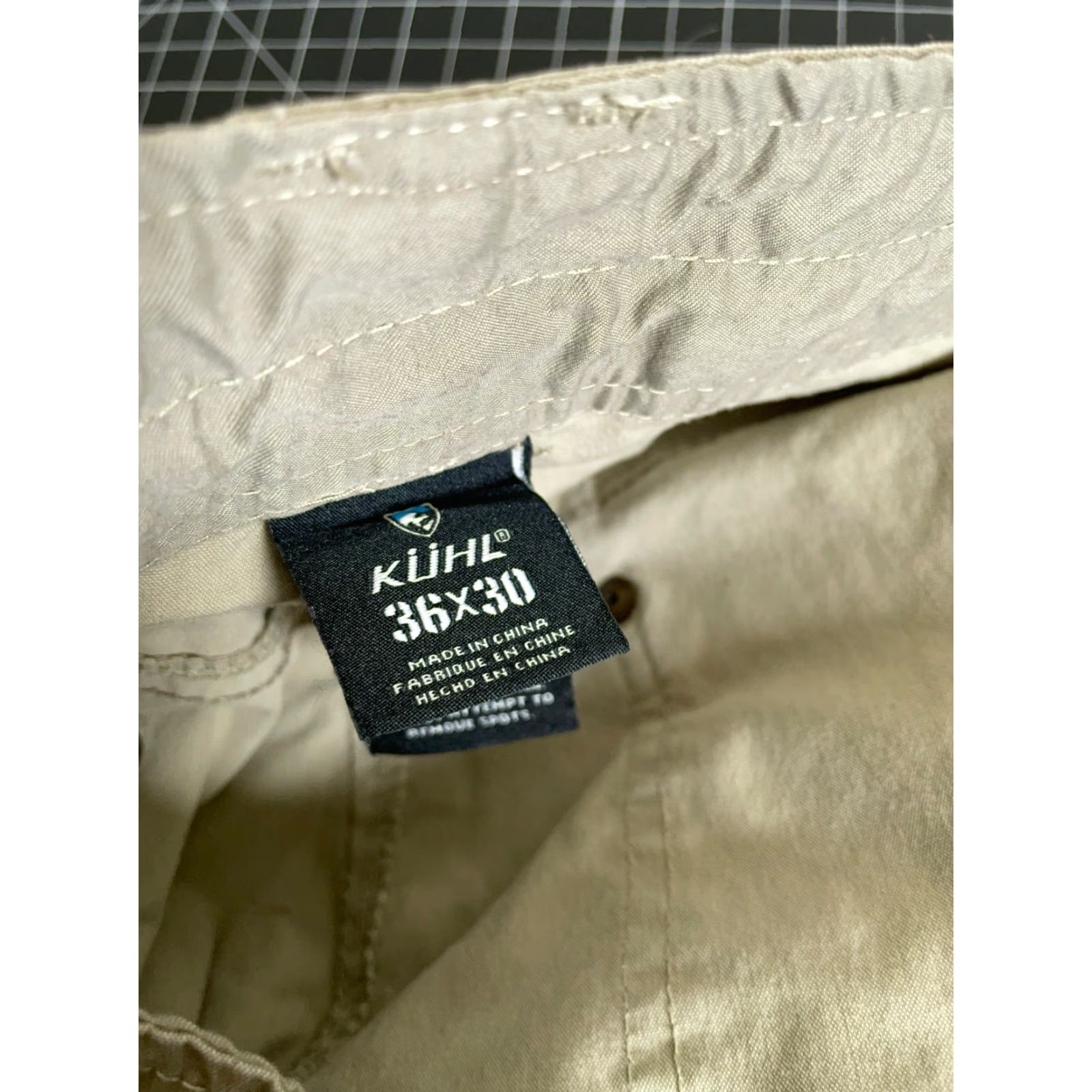 Vintage VINTAGE Kuhl Revolvr Men's Pants Casual Chino 36 x 30 Green Outdoor Nature Size US 36 / EU 52 - 4 Thumbnail