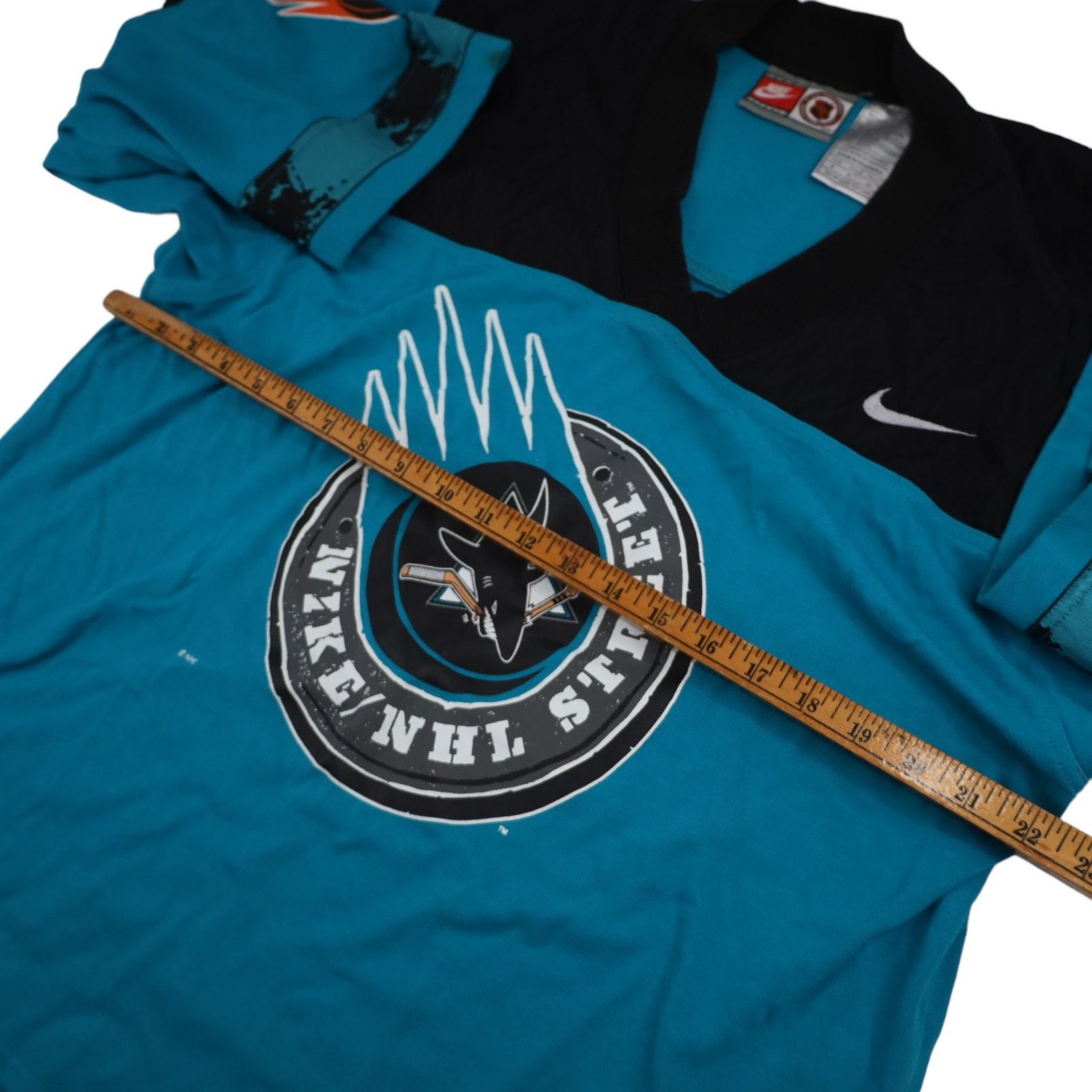 NHL × Nike × Vintage Vintage Nike San Jose Sharks Hockey Jersey Size US S / EU 44-46 / 1 - 8 Thumbnail