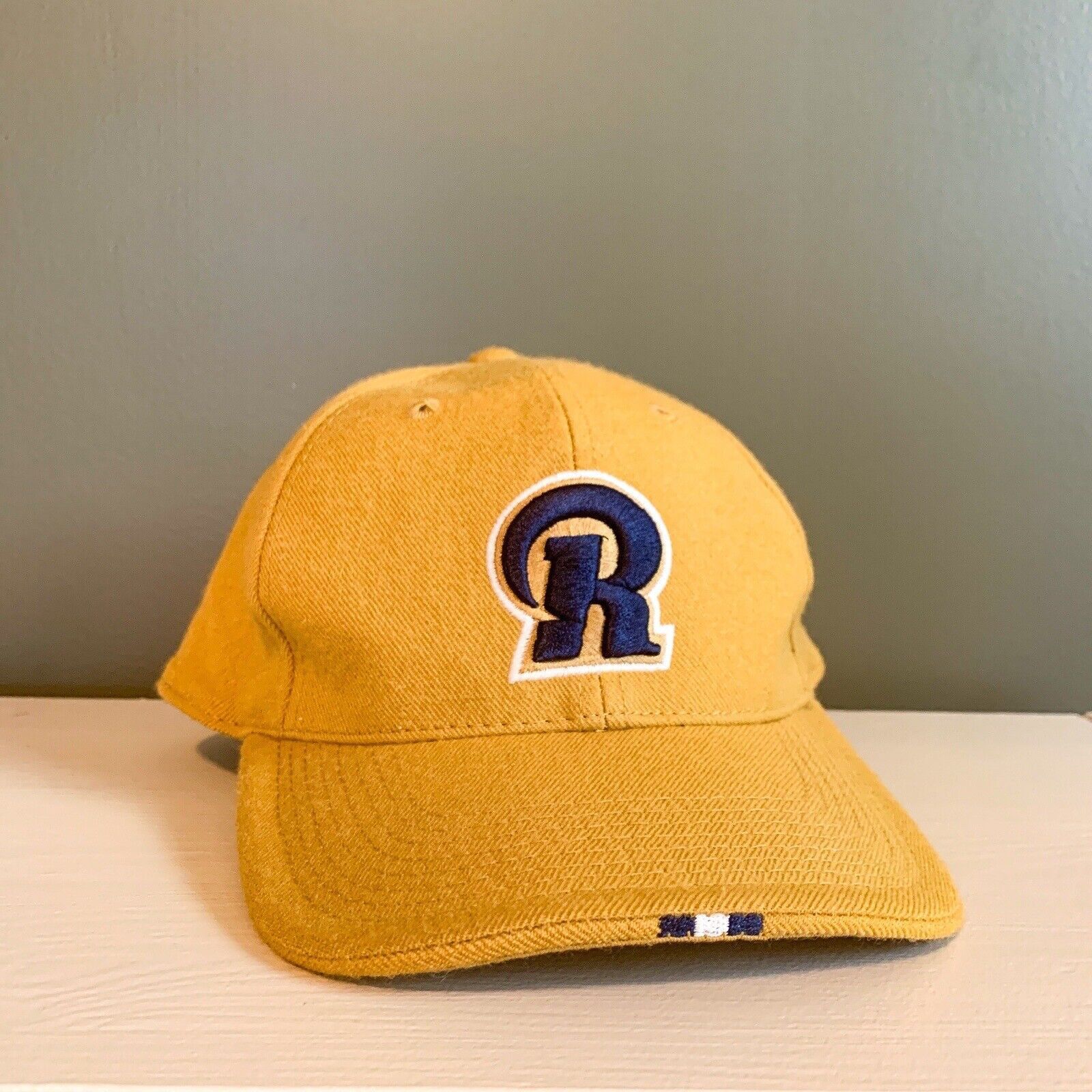Nike St. Louis Rams NFL Football Nike Team Gold Wool Fitted Hat Size ONE SIZE - 1 Thumbnail