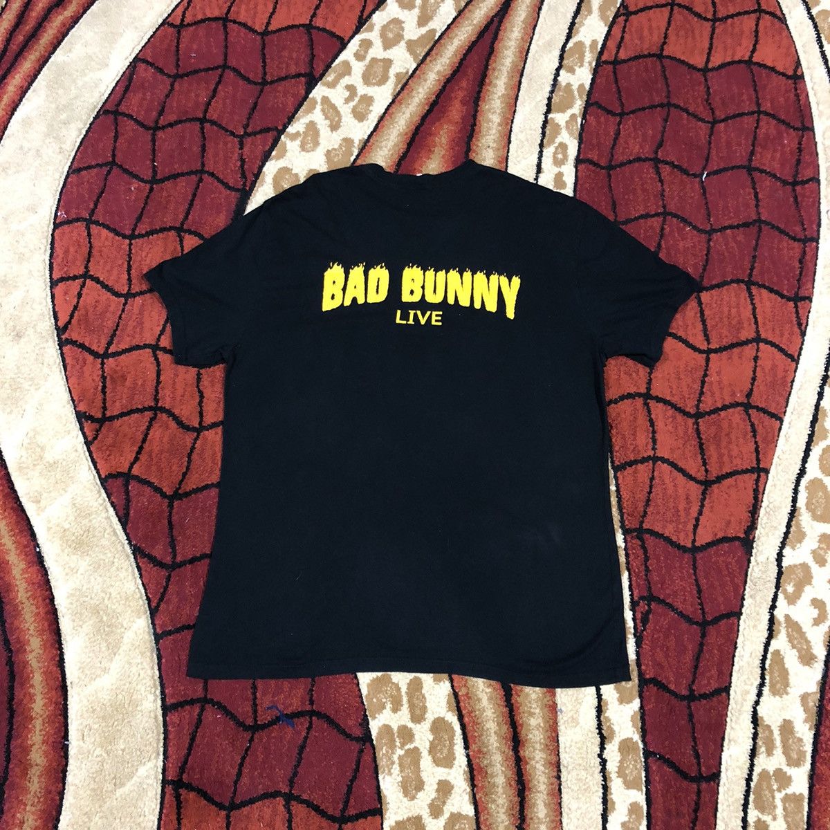 Band Tees Vintage Bad Bunny Rapper Tour Shirt Size US L / EU 52-54 / 3 - 3 Thumbnail