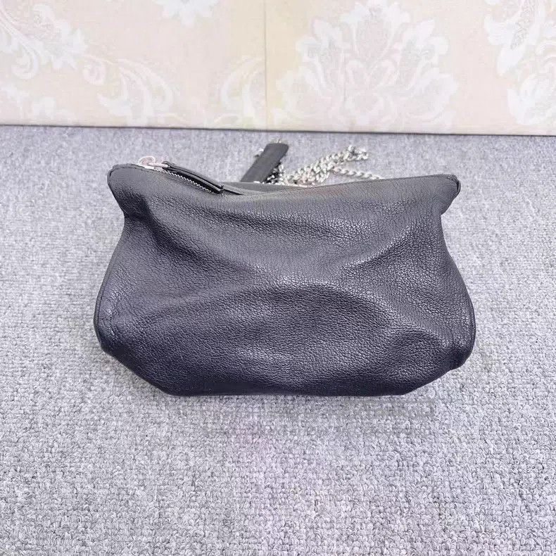 Givenchy Givenchy Dog Head Wool Sweater Size ONE SIZE - 9 Thumbnail