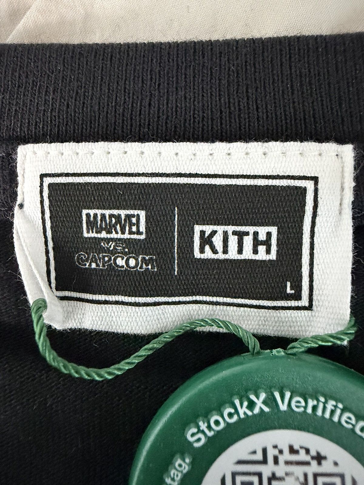 Kith KITH X Capcom MVC Street Fighter WORLD VINTAGE POCKET TEE Size US L / EU 52-54 / 3 - 5 Thumbnail