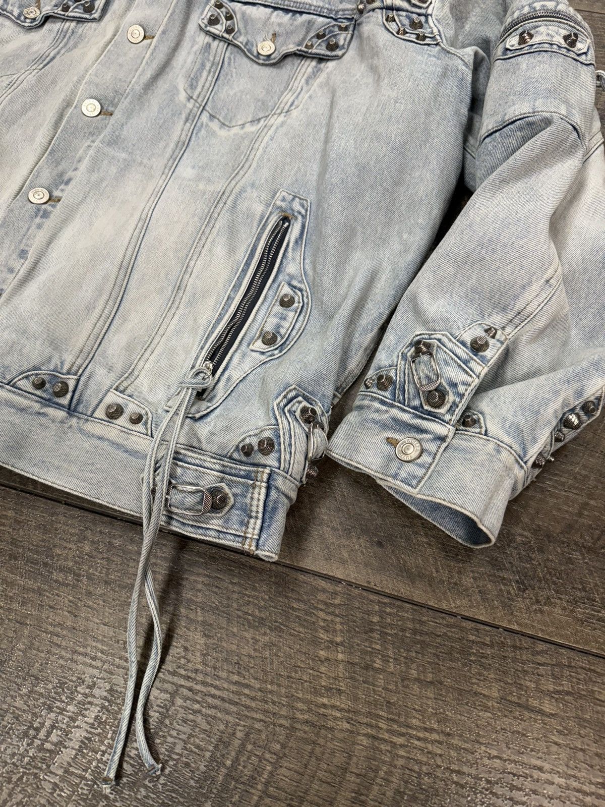 Balenciaga CAGOLE OVERSIZED DENIM JACKET FITS XL/XXL Size US XL / EU 56 / 4 - 2 Thumbnail