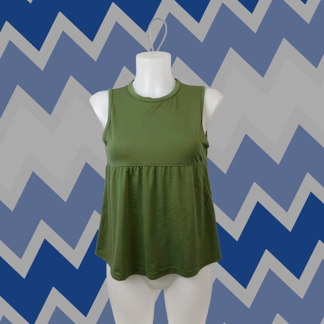 Olive Unbranded Women's Tank Shirt Knit Sleeveless Crew Neck Olive Green L Large Casual Basic 1770 Size L / US 10 / IT 46 - 1 Thumbnail
