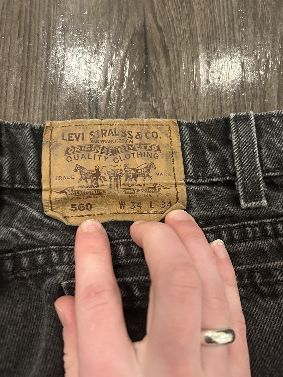 Levi's Vintage Clothing Black Levis 560 *ORANGE TAB* *SIZE 34* Size US 34 / EU 50 - 4 Thumbnail