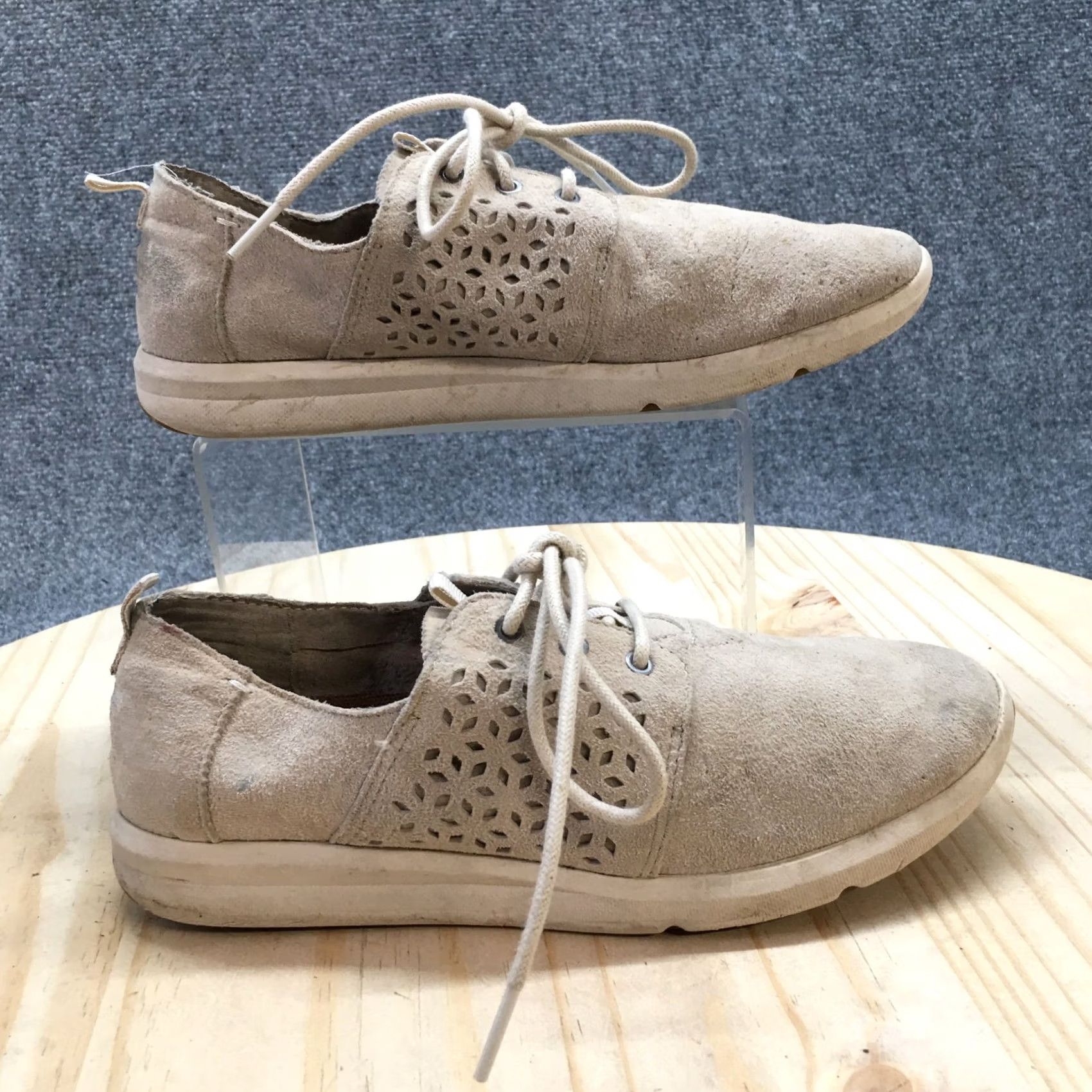 Toms TOMS Shoes Womens 8 Low Top Sneakers Beige Faux Suede Round Toe Lace Up Casual Size M / US 6-8 / IT 42-44 - 2 Thumbnail