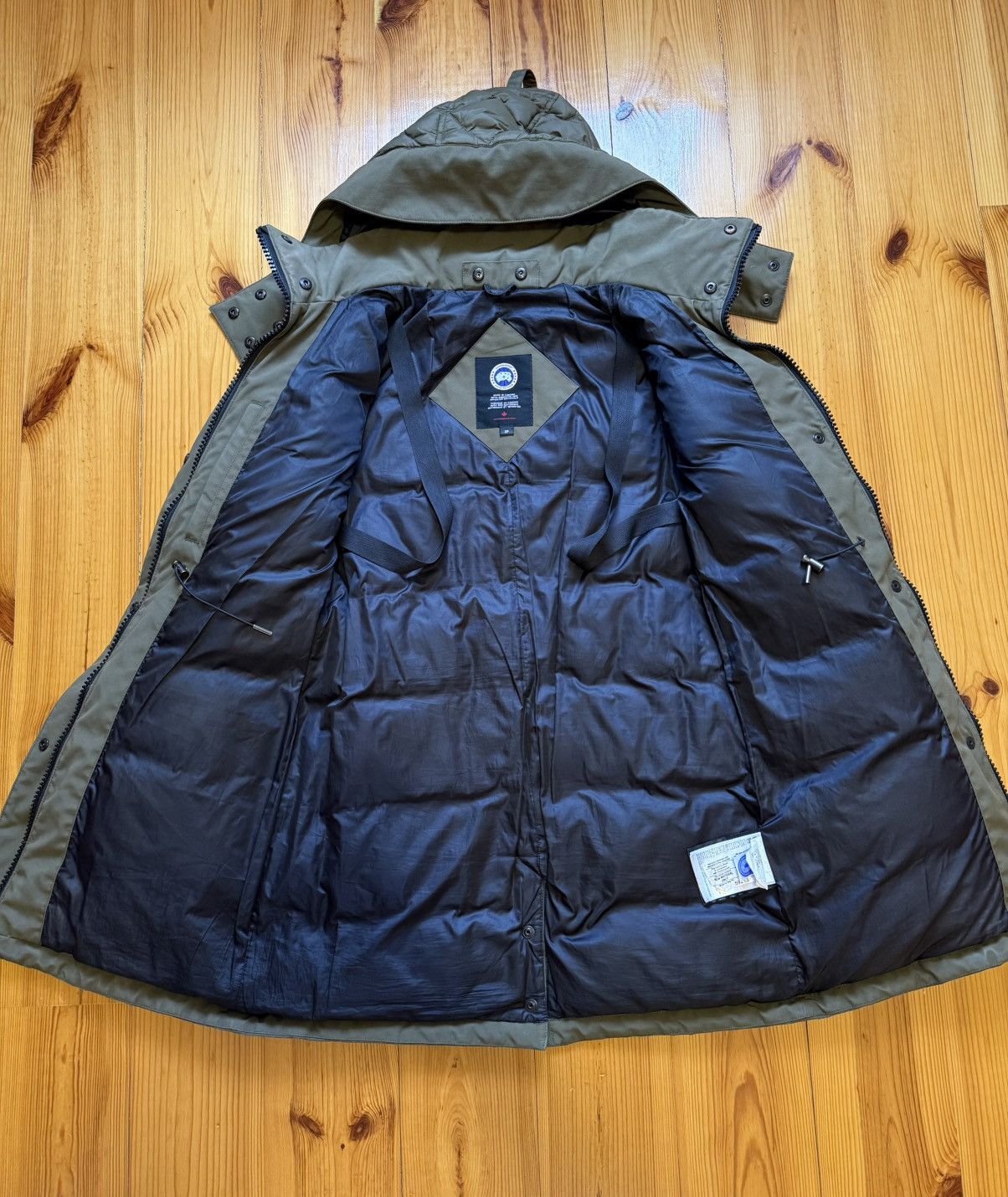 Canada Goose Canada Goose Padded Down Women’s Jacket Green Parka Size S Size S / US 4 / IT 40 - 10 Thumbnail